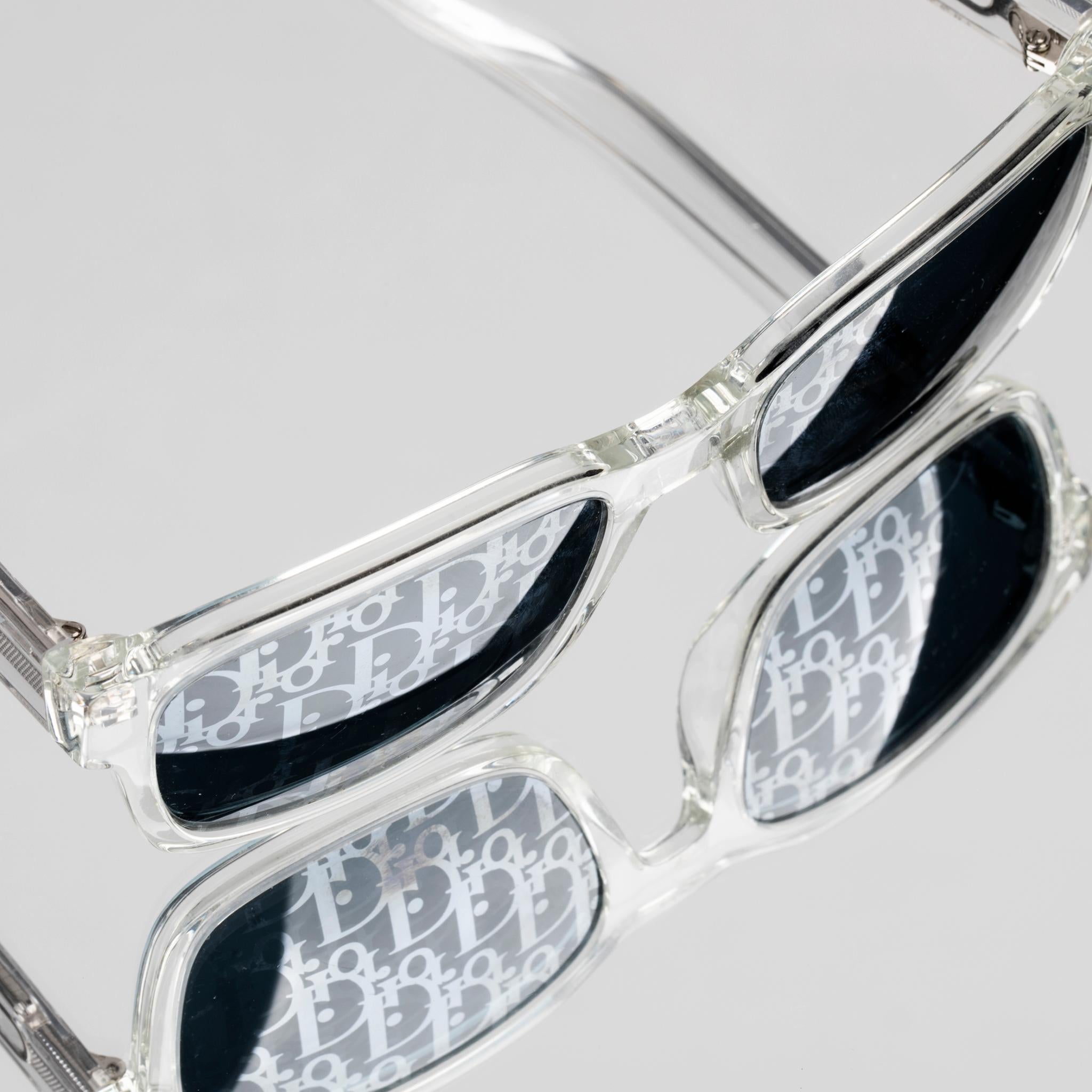Christian Dior Klare, schräge Sonnenbrille im Angebot 3