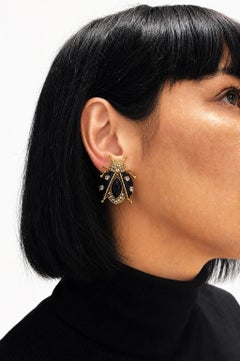 CHRISTIAN DIOR, boucle d'oreille à clip, insecte/ladybug, émail foncé, strass, années 1980
