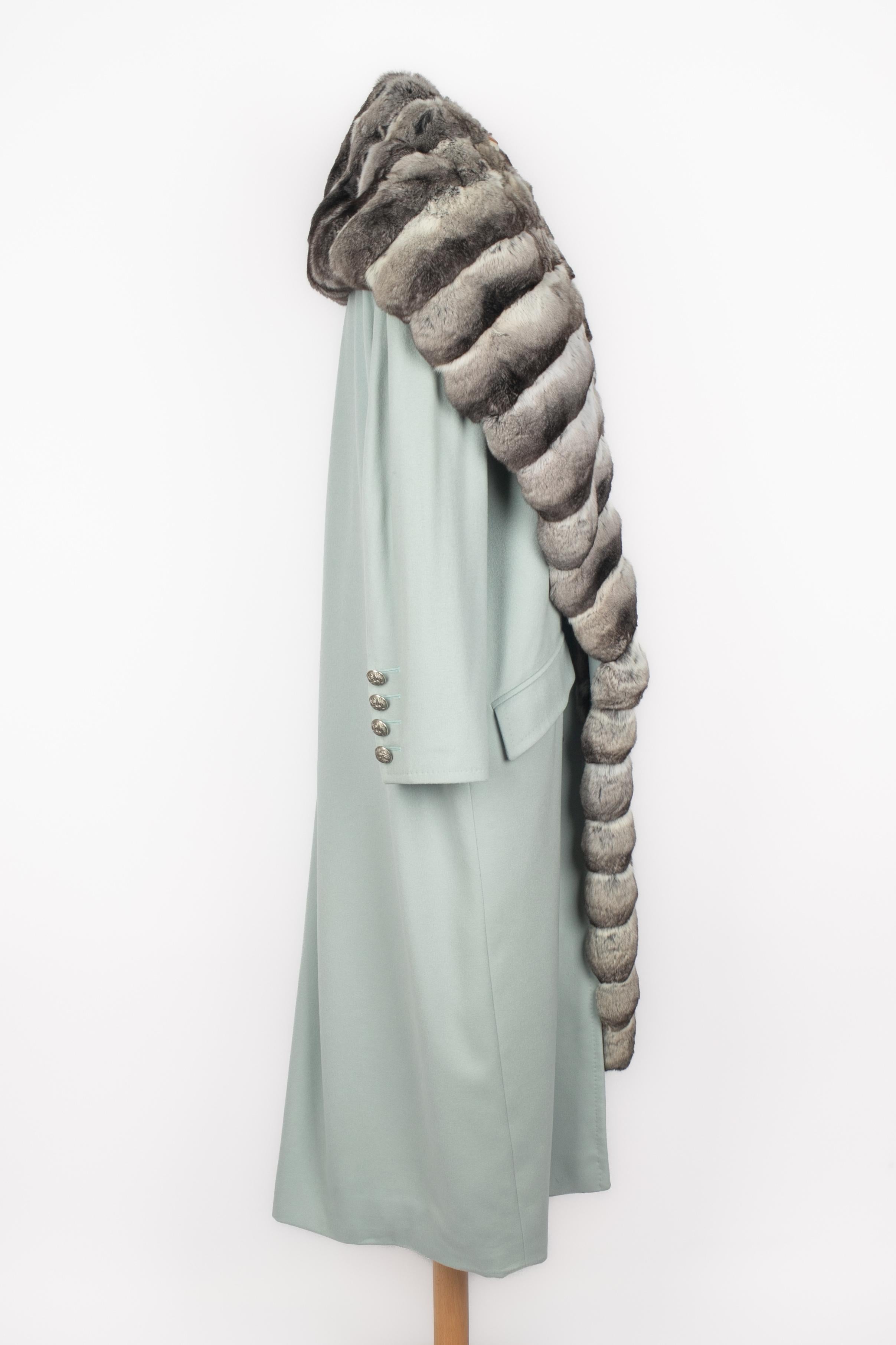 Christian Dior Mantel ca. 2008 im Zustand „Hervorragend“ im Angebot in SAINT-OUEN-SUR-SEINE, FR