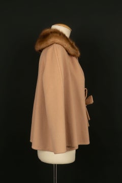 Christian Dior Coat in Beige Cashmere Size 36FR, 2009