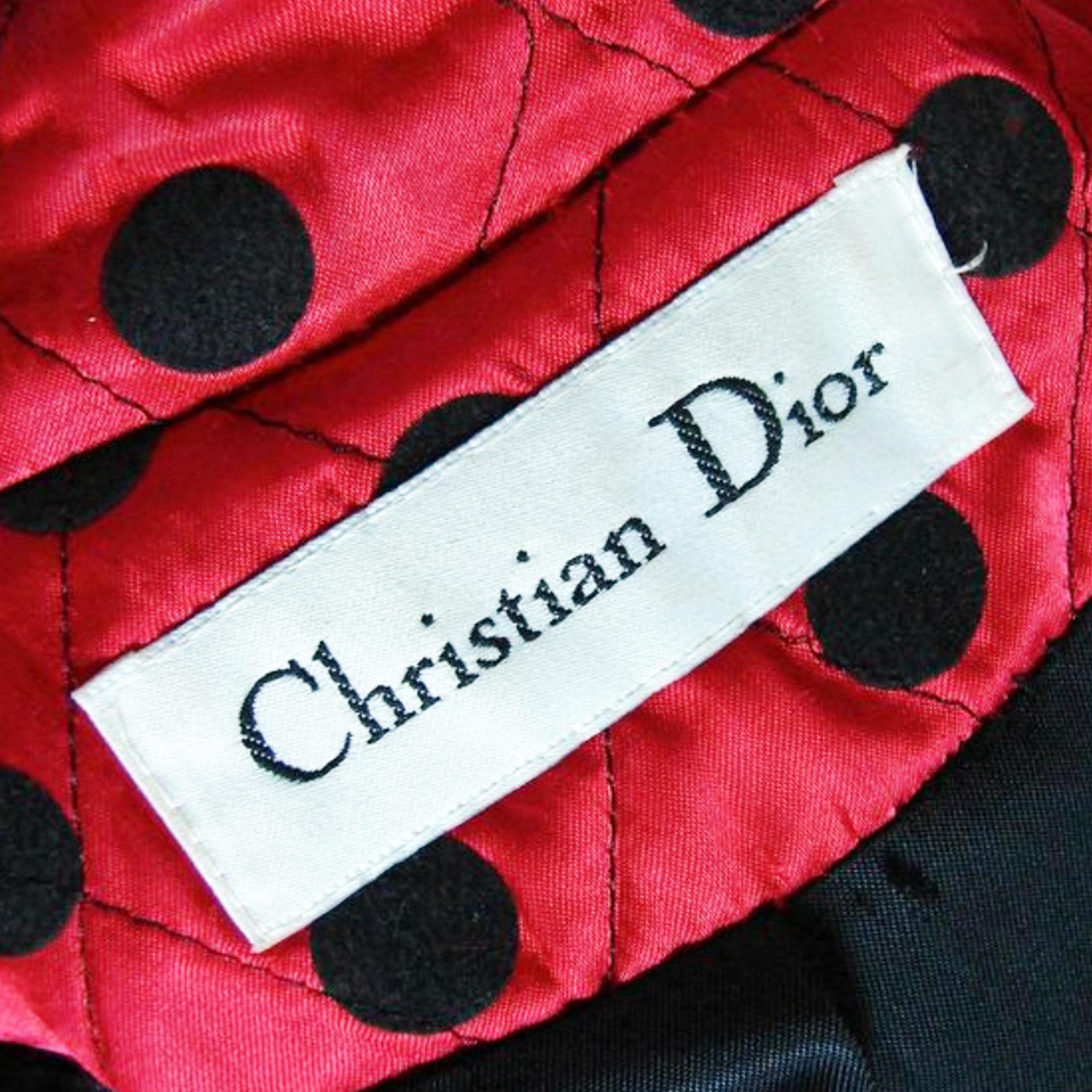 Christian Dior Abrigo Estilo Swing Rojo Raso Negro Lunares Traje de Noche Vintage en venta 8