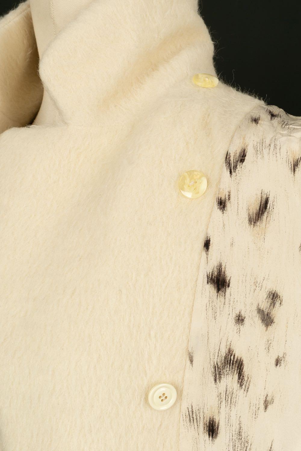 Christian Dior Mantel mit abnehmbarem Kragen aus Pelz im Angebot 7