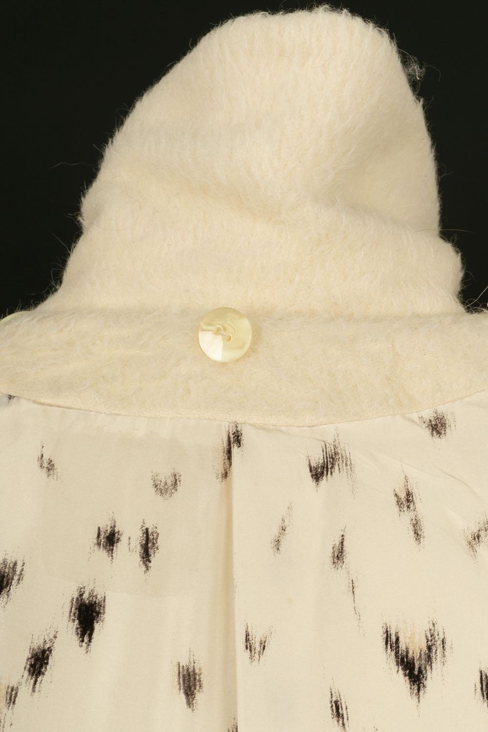Christian Dior Mantel mit abnehmbarem Kragen aus Pelz im Angebot 4
