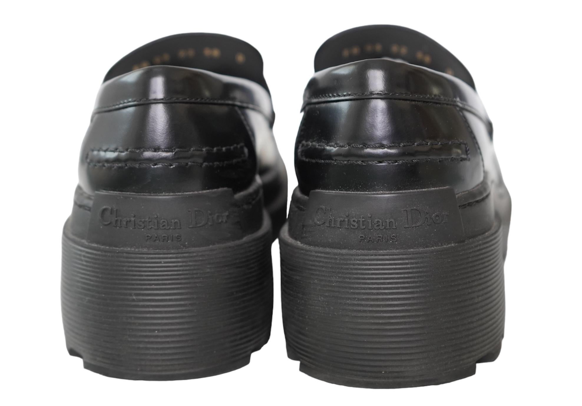 Christian Dior Code Mocassino Nero Sz 38 In condizioni ottime in vendita a Beverly Hills, CA