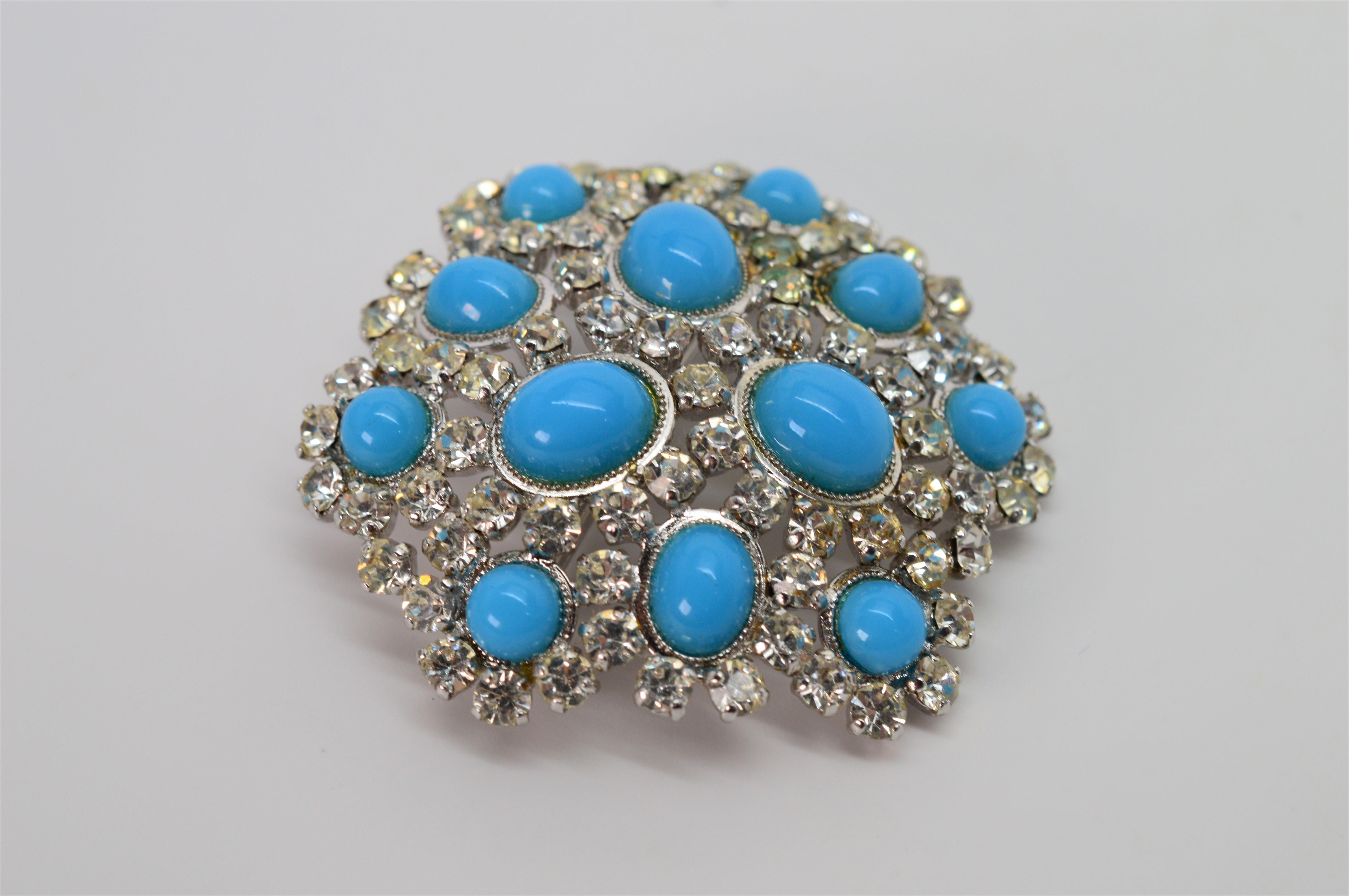Christian Dior Costume Turquoise Rhinestone Floral Burst Brooch In Good Condition In Mount Kisco, NY