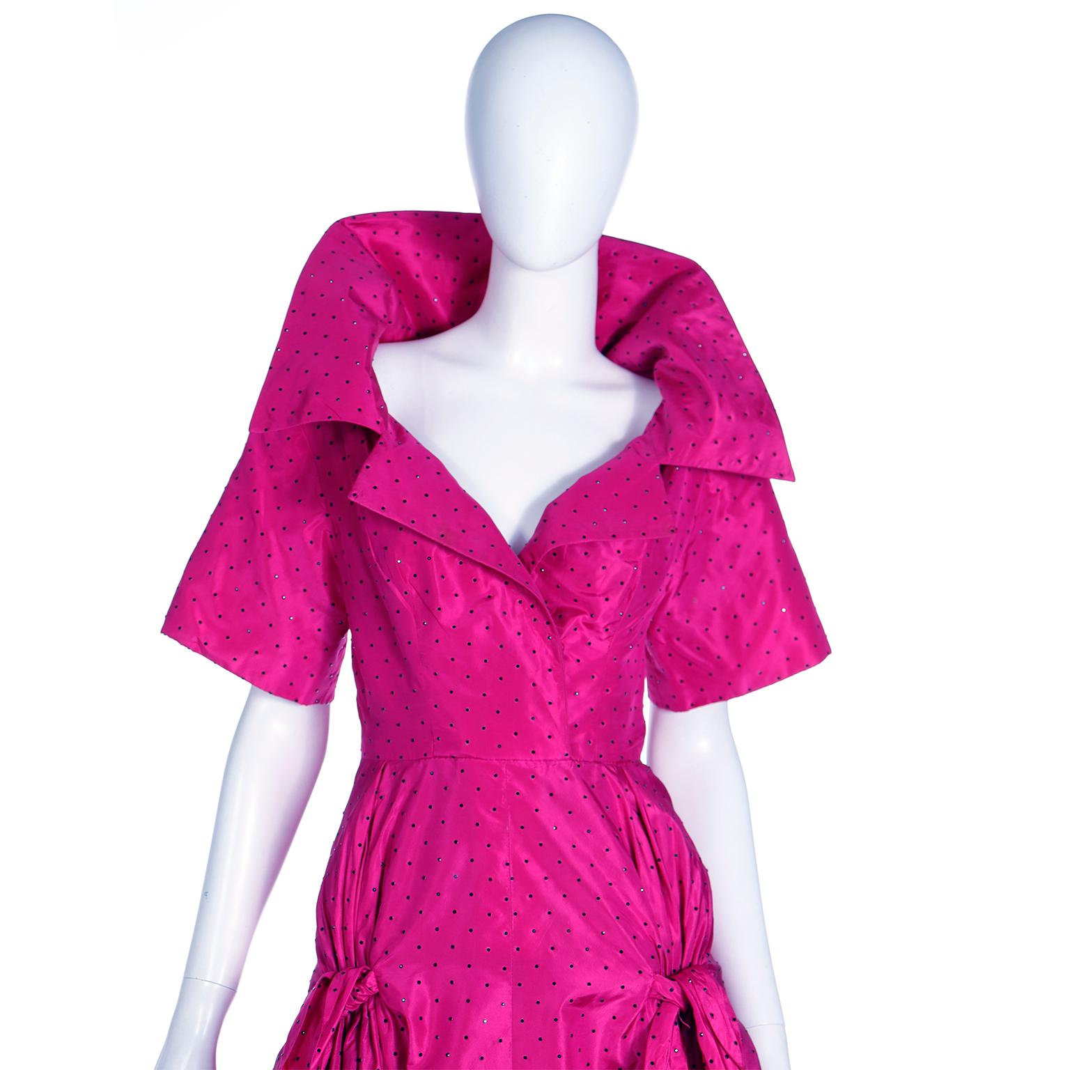 Christian Dior Couture 1987 Magentafarbenes Abendkleid mit Kristallen von Marc Bohan im Angebot 11