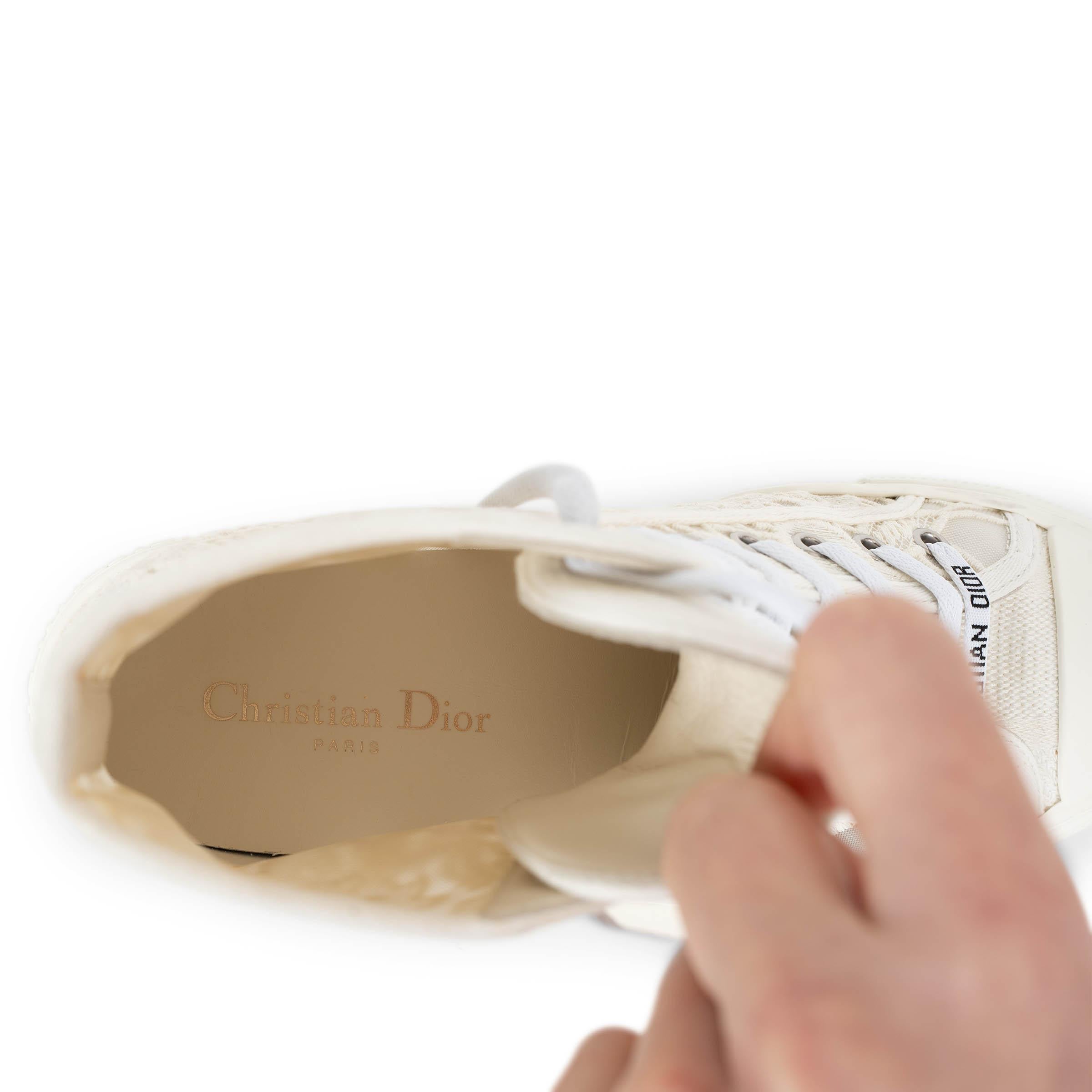CHRISTIAN DIOR crème dentelle 2022 WALK'N'DIOR MACRAME Baskets Chaussures 39 en vente 4