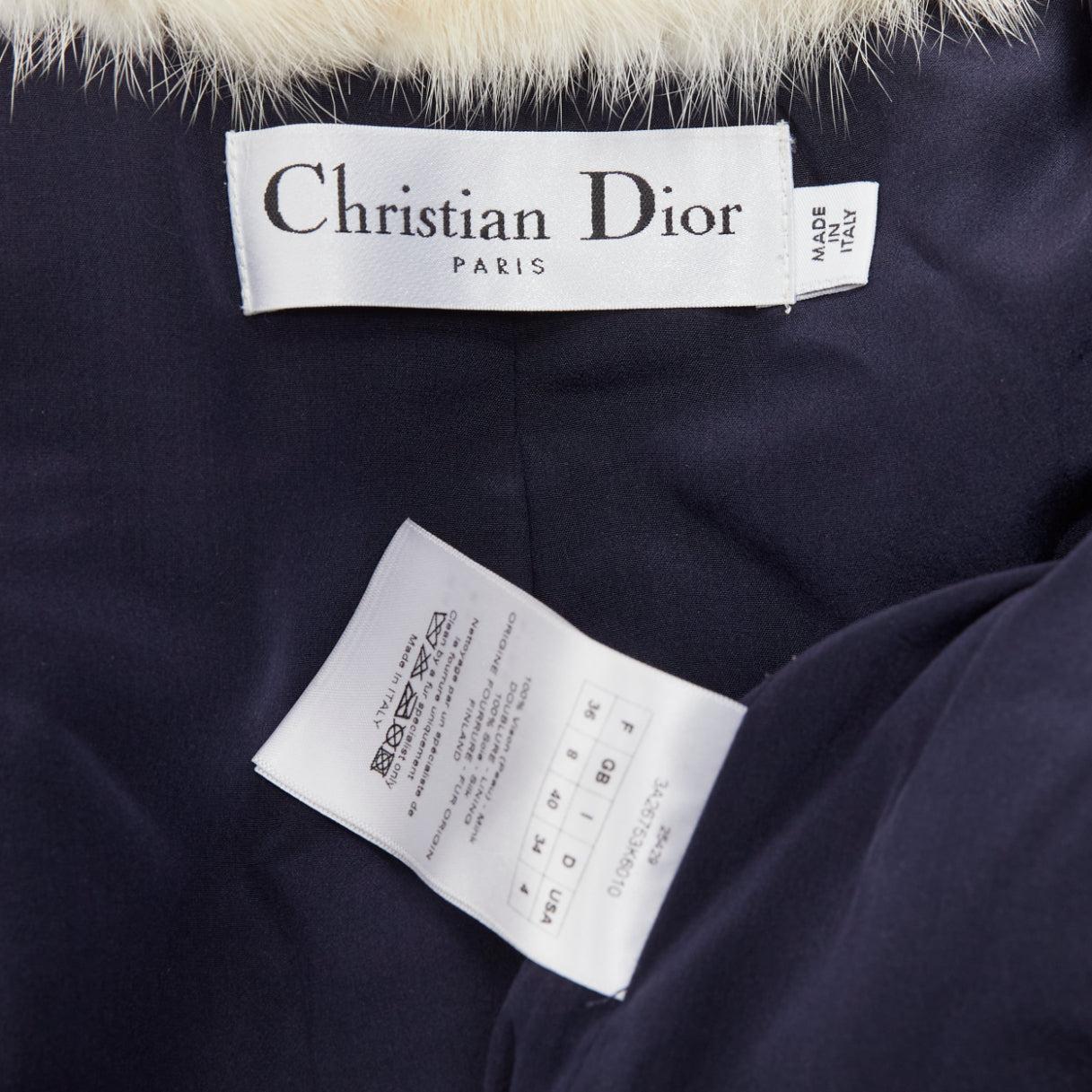 CHRISTIAN DIOR Cremefarbene marineblaue bicolor echte Pelzjacke mit Schal FR36 S im Angebot 5