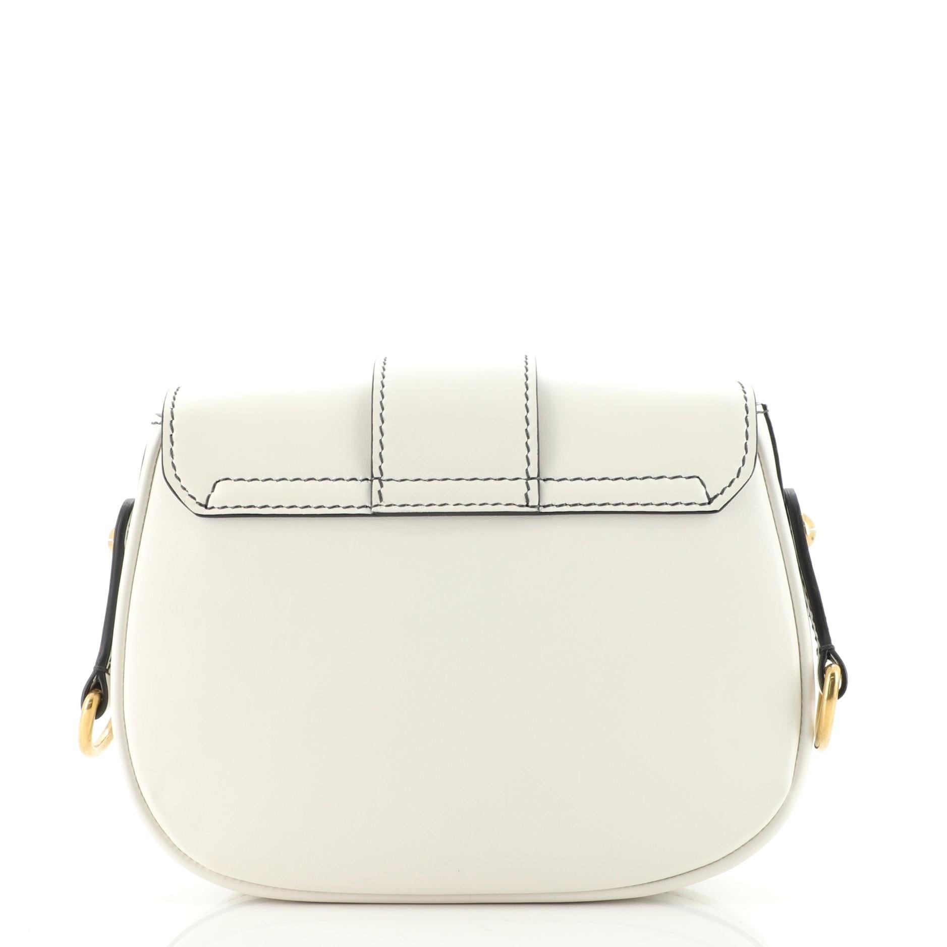 dior d fence
