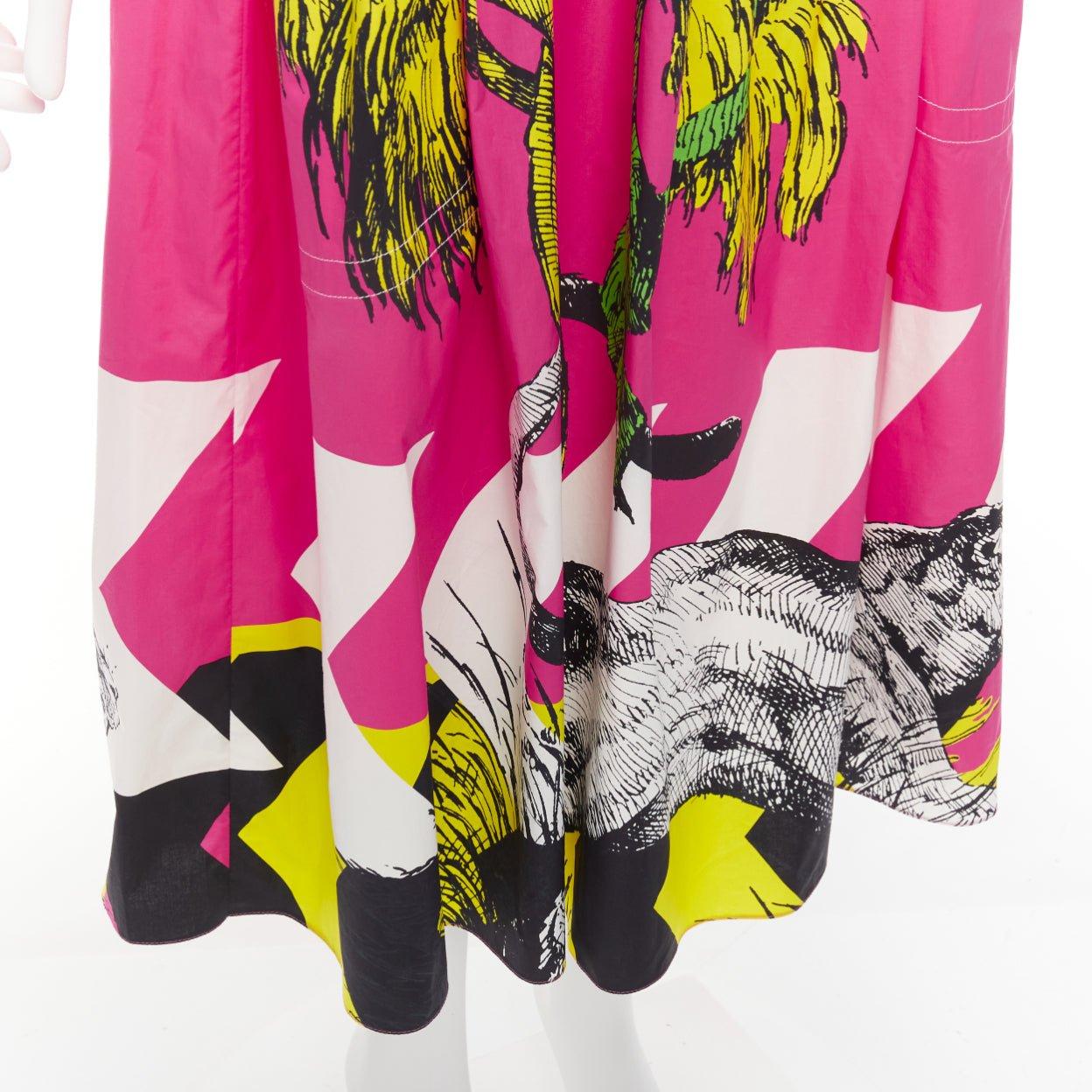 CHRISTIAN DIOR D-Jungle pink pop tiger graphic print poplin cotton skirt FR34 XS
Reference: AAWC/A00595
Brand: Dior
Designer: Maria Grazia Chiuri
Collection: D-Jungle
Material: Cotton
Color: Pink
Pattern: Graphic
Closure: Zip
Extra Details: Dual