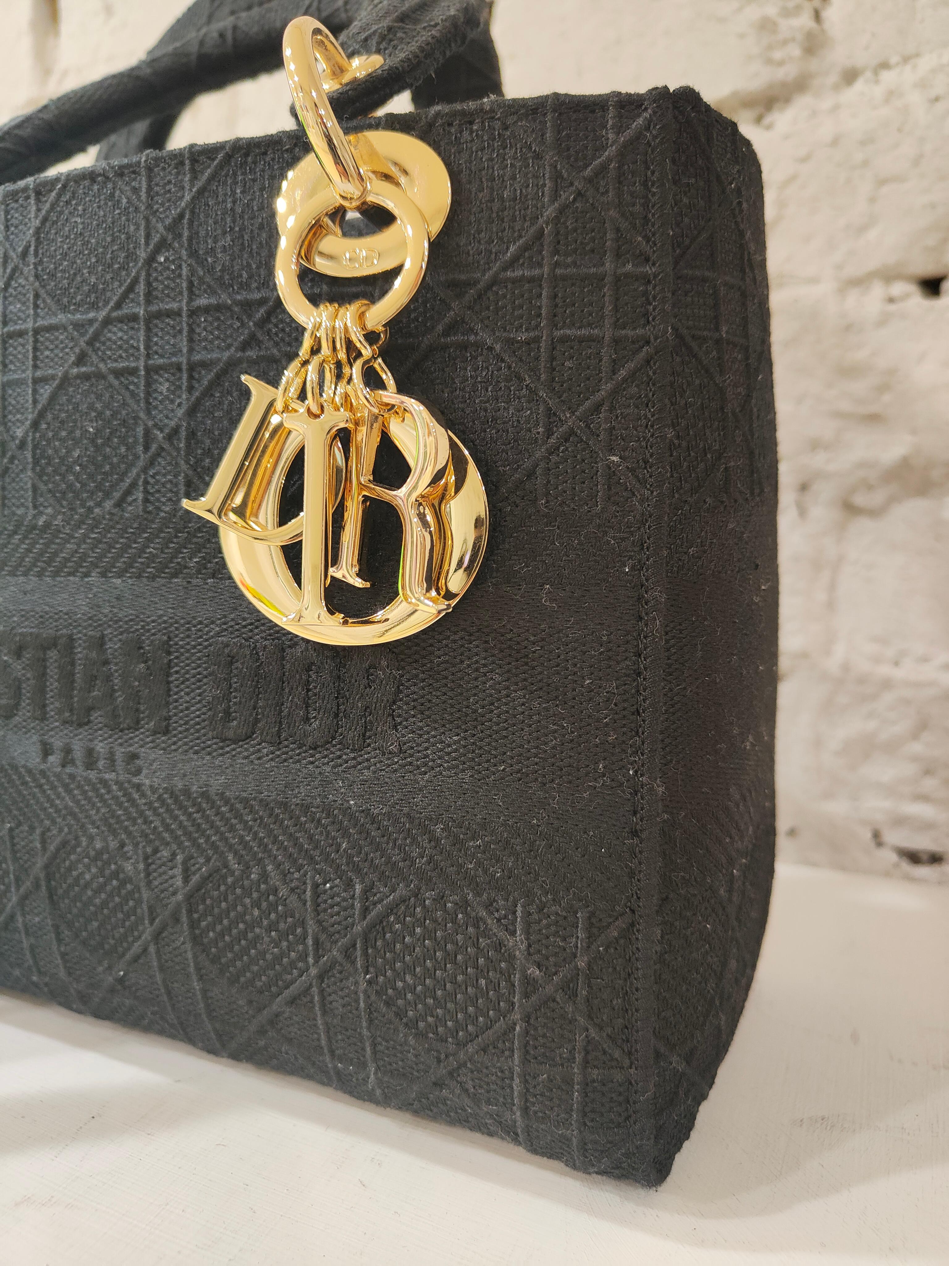 Women's or Men's Christian Dior D lite black shoulder handbag