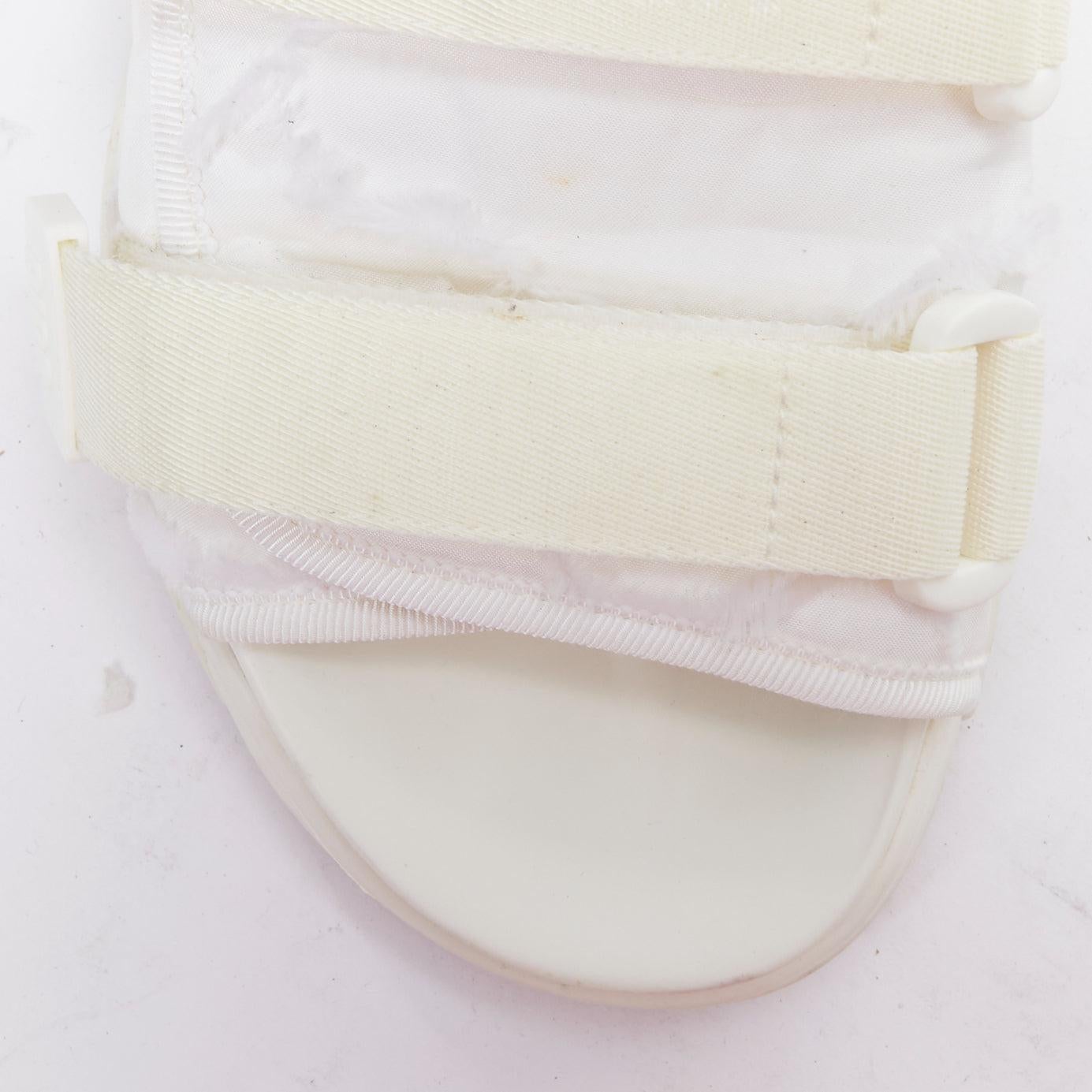 CHRISTIAN DIOR D-Wander crème CD logo chunky diapositives techniques EU38 en vente 1