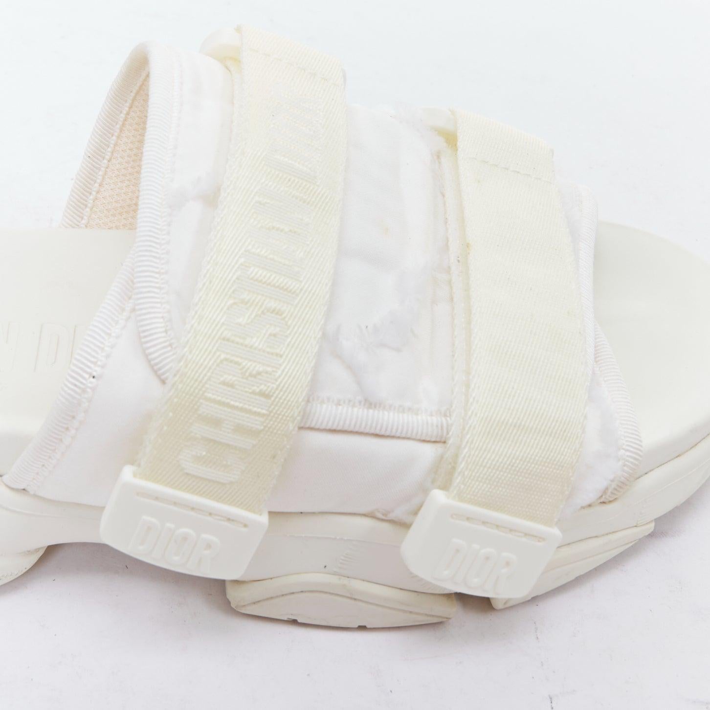 CHRISTIAN DIOR D-Wander crème CD logo chunky diapositives techniques EU38 en vente 2