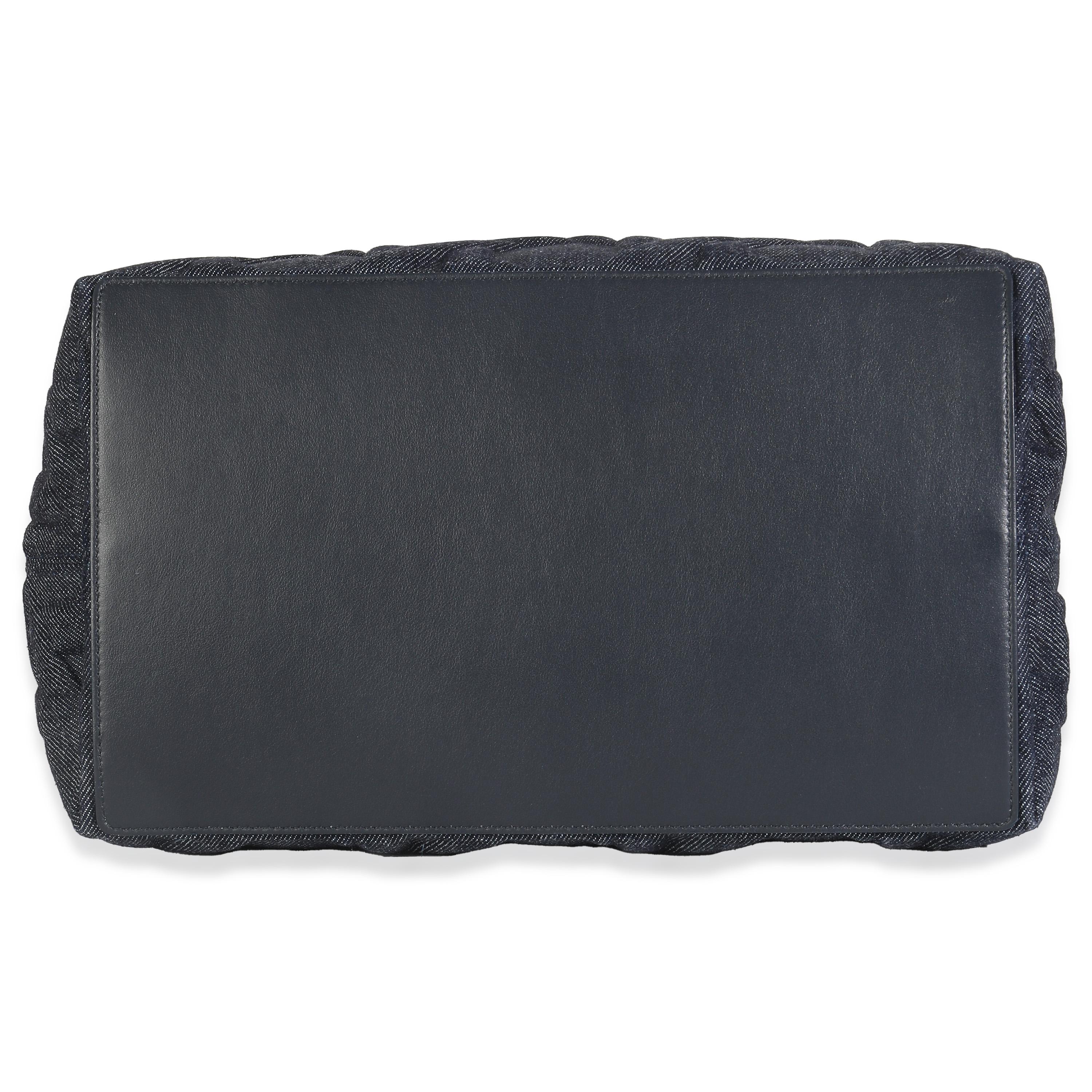 Christian Dior Denim bleu foncé Cannage Medium Toujours en vente 1