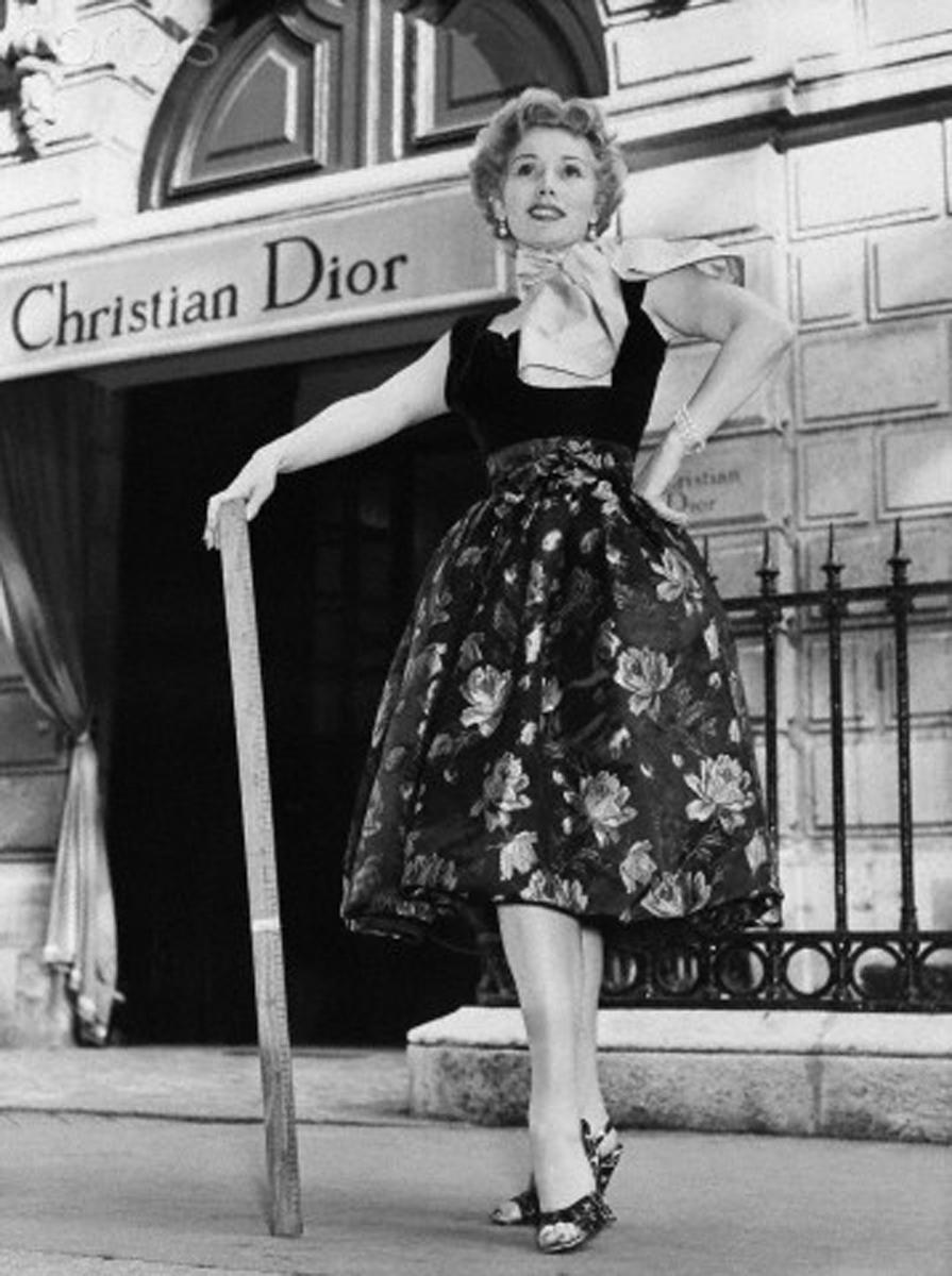 Christian Dior Demi Couture Puffrock mit Gürtel für den Abend, um 1953 (Schwarz)