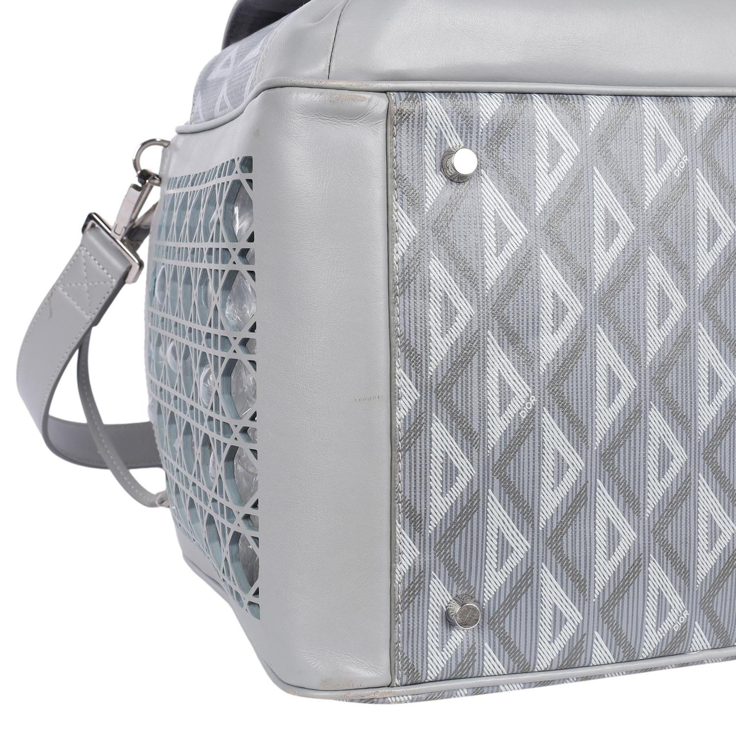 Bolso para mascotas CHRISTIAN DIOR Diamond Canvas Calfskin Hit The Road Gris en venta 6