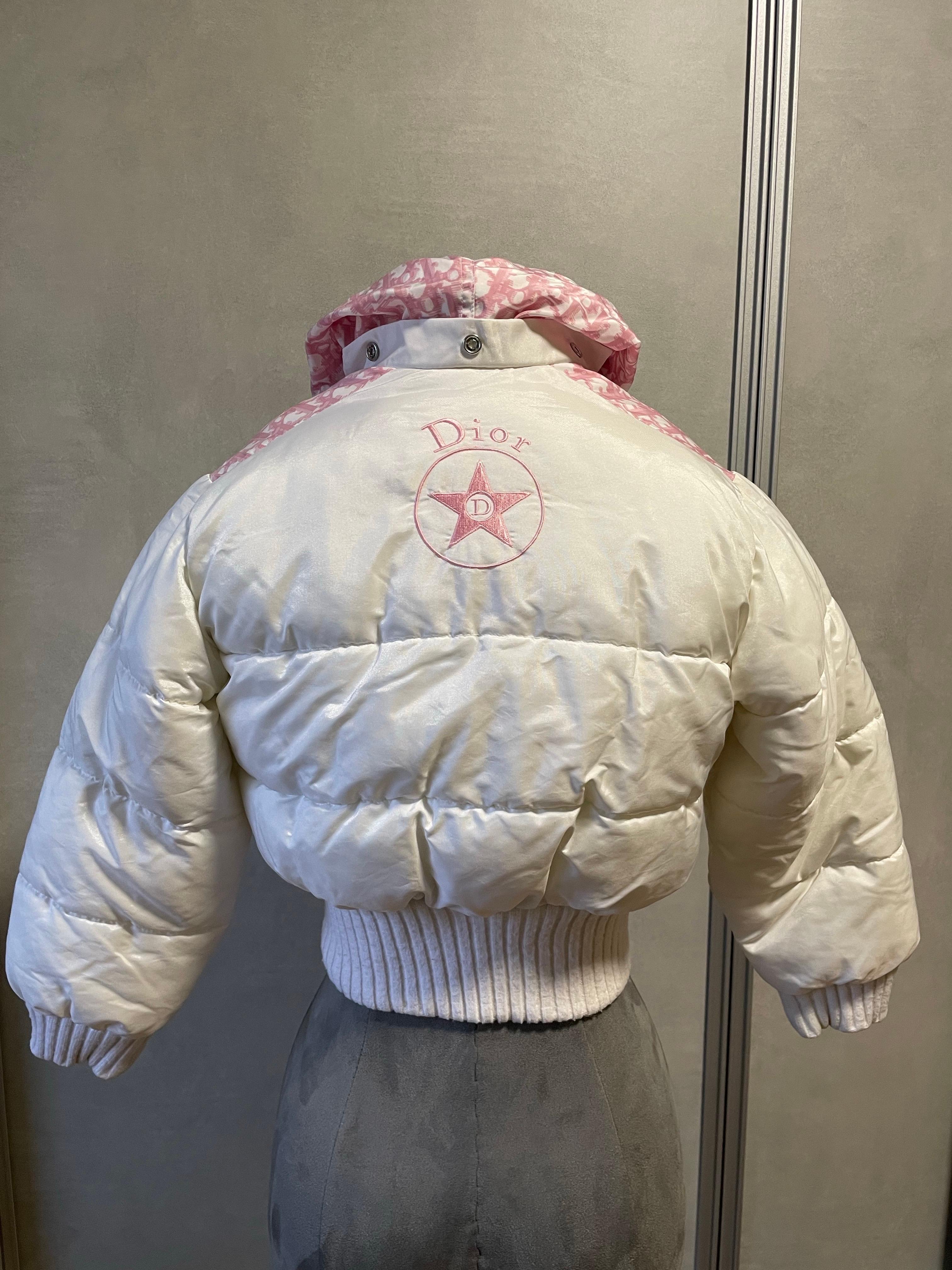 CHRISTIAN DIOR. Blouson monogramme Oblique. Taille 6 ans. Capuche intégrée. Eccellente stato. 