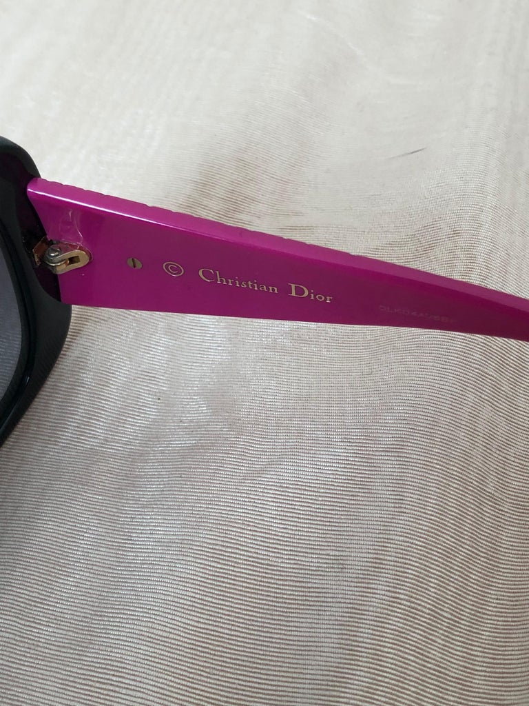 Christian Dior Dior Lady Lady 1S Cannage Temple Sunglasses w/Box at 1stDibs