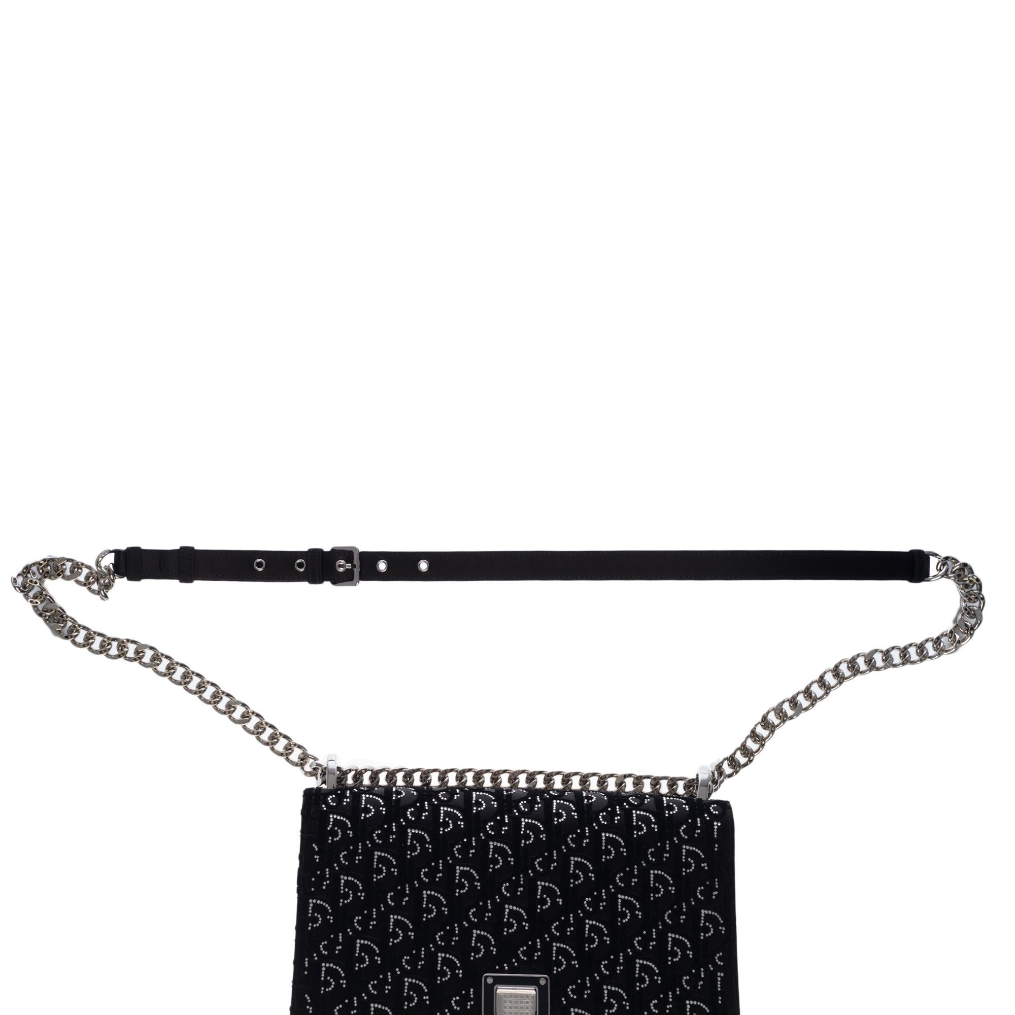 Christian Dior Diorama Shoulder bag in black velvet and crystals, SHW 2