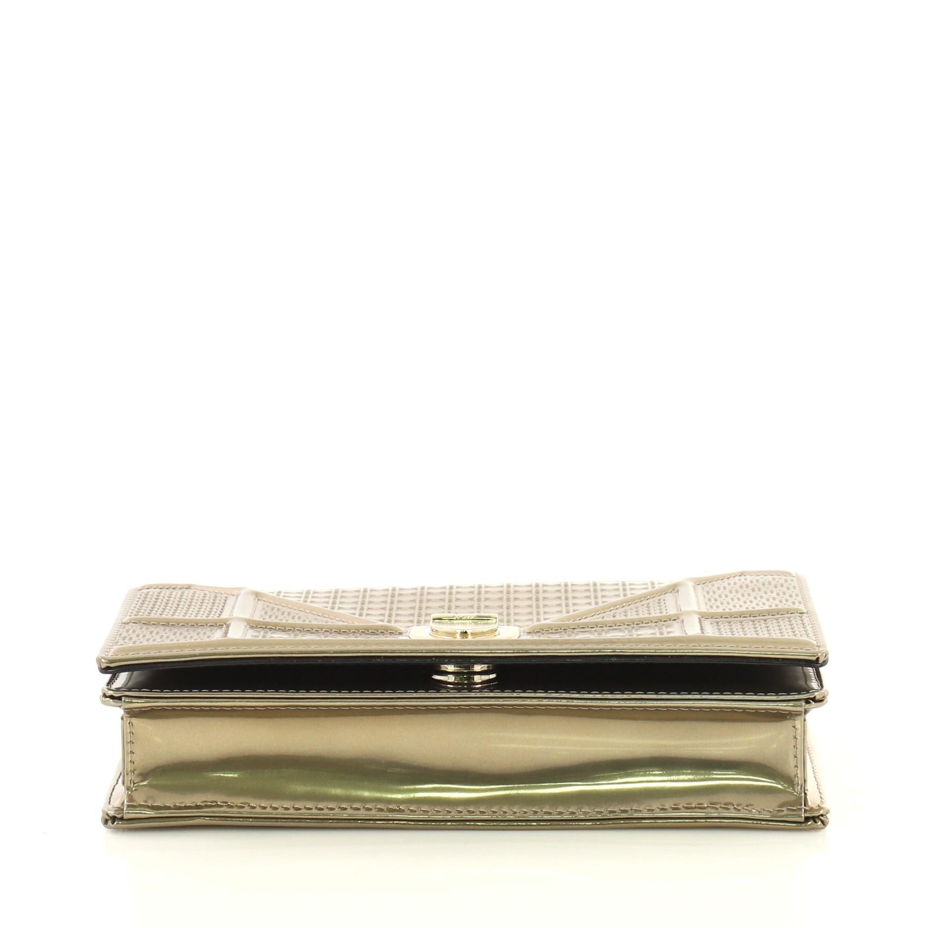 Christian Dior Diorama Wallet on Chain Cannage Embossed Calfskin In Excellent Condition In NY, NY