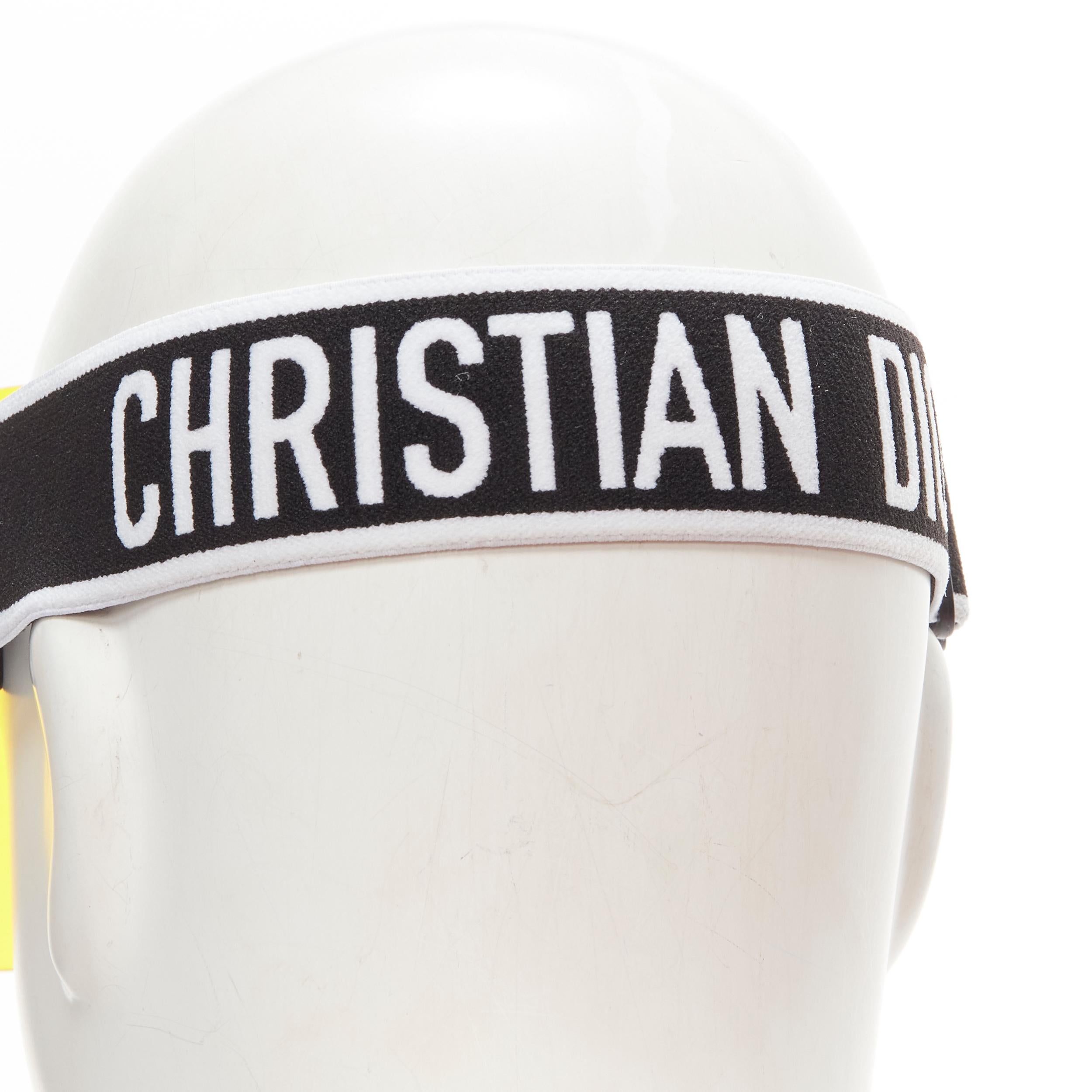 CHRISTIAN DIOR DiorClub1 Signatire yellow visor shield hat In Excellent Condition For Sale In Hong Kong, NT