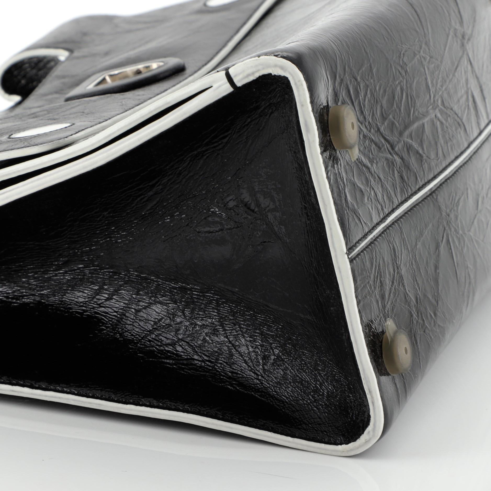 Christian Dior Diorever Handbag Leather Medium 4