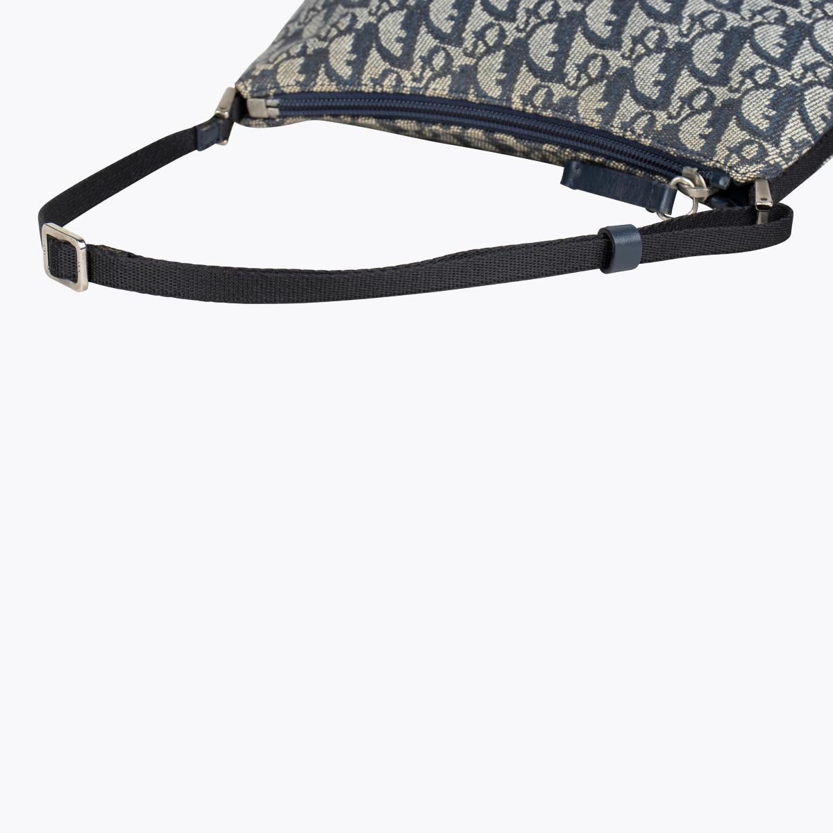 Women's Christian Dior Diorissimo Shoulder Bag