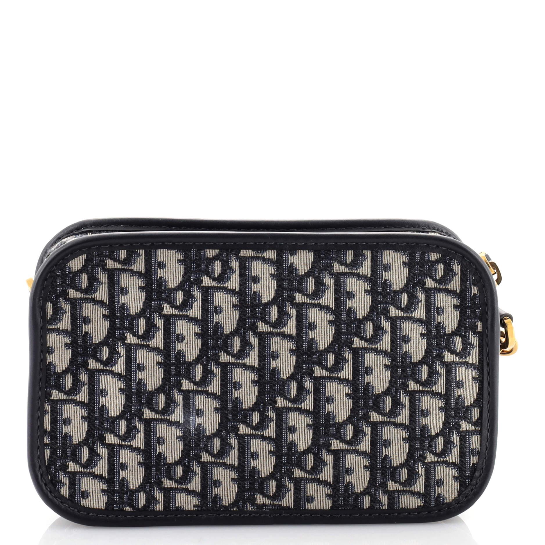Diorquake dior oblique clutch hot sale