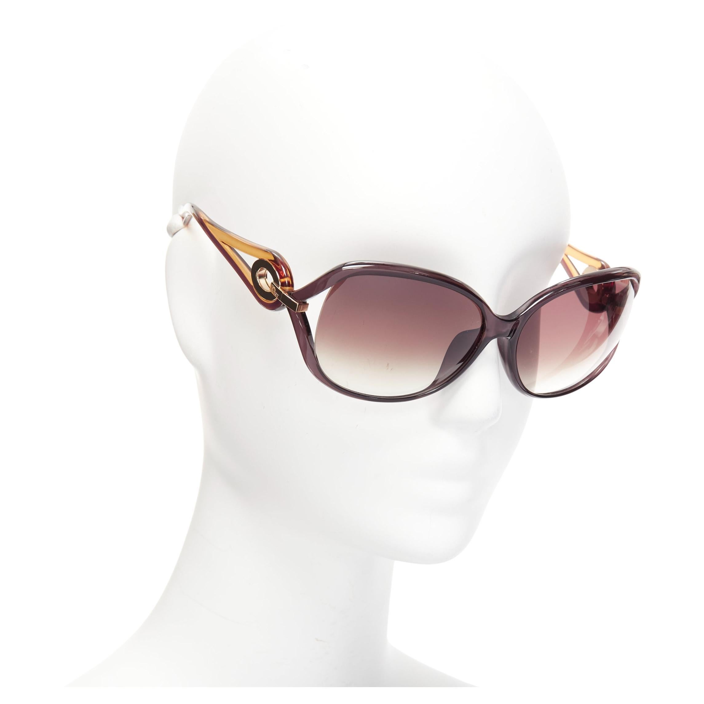 CHRISTIAN DIOR Diorvolute2F brown black gold curved temple butterfly sunglasses
Reference: CNPG/A00049
Brand: Dior
Model: Diorvolute2F
Material: Acetate
Color: Brown, Black
Pattern: Solid
Lining: Brown Acetate
Extra Details: Logo side with curved