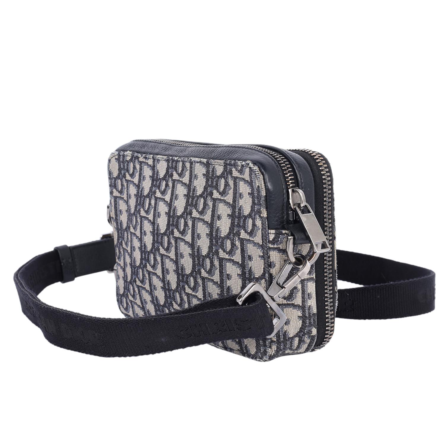 Christian Dior Double Zip Crossbody Pouch Oblique Canvas Black, Blu, Beige 8