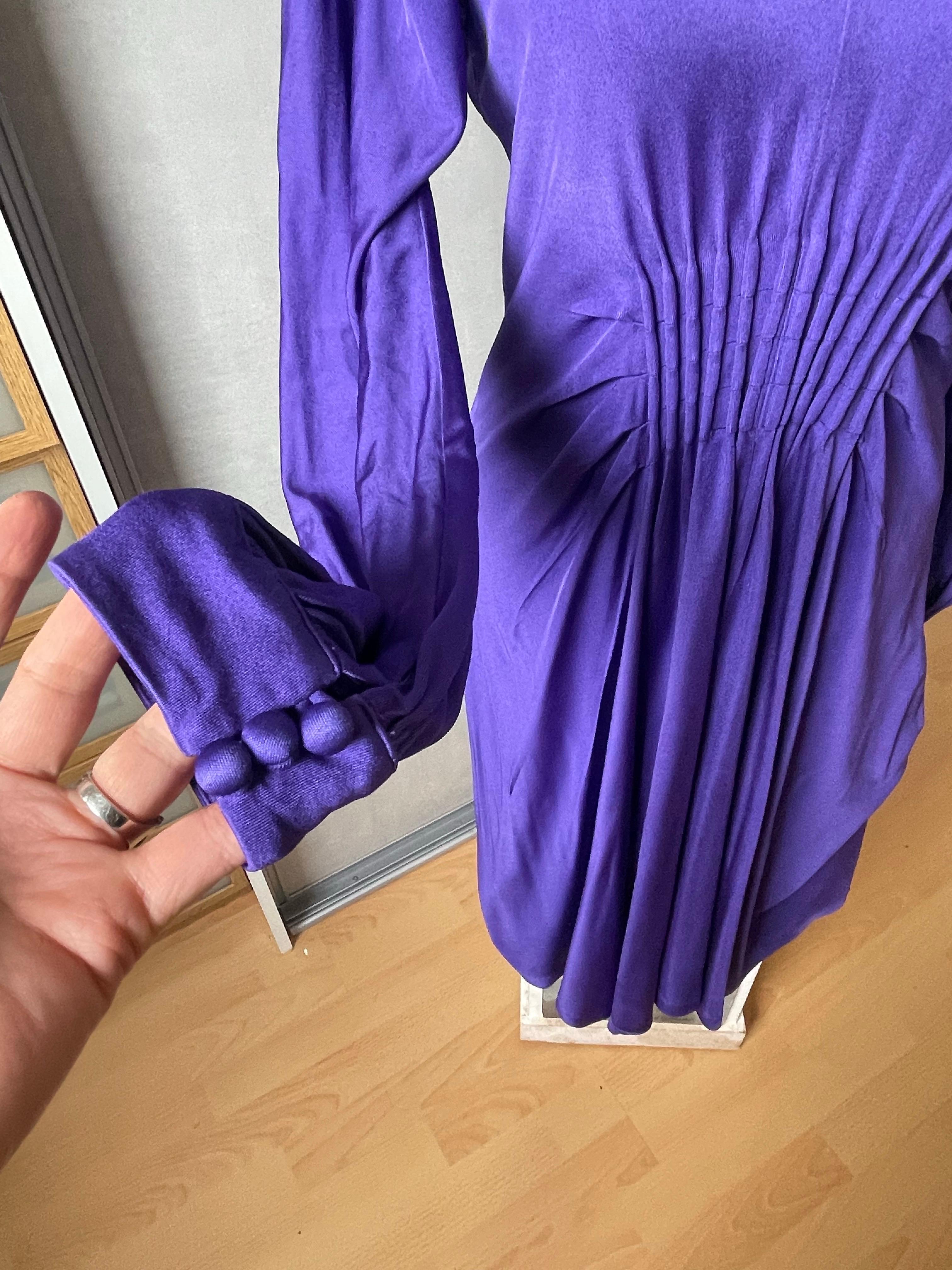 CHRISTIAN DIOR Set di abito e giacca lunga. in vendita 7