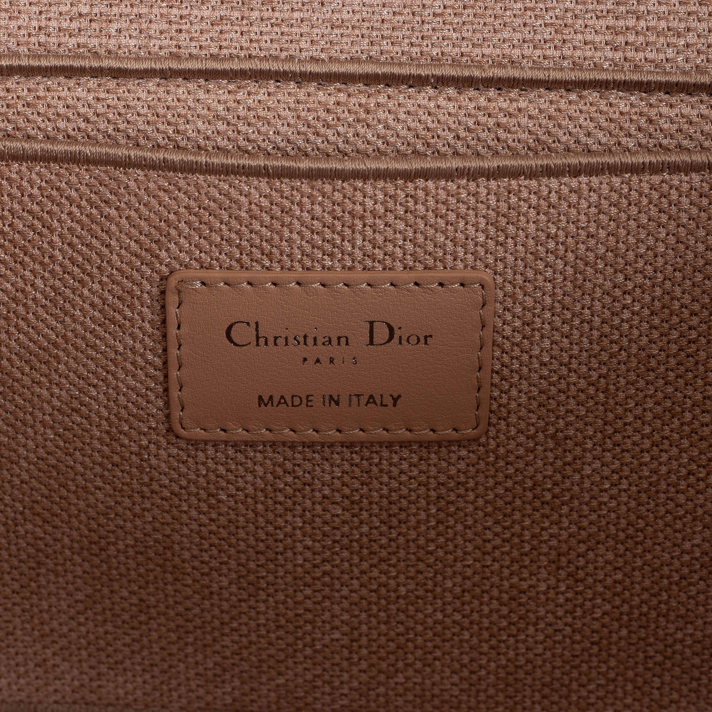 Christian Dior in tela rosa polverosa 2020 Borsa VANITY DIORTRAVEL in vendita 2