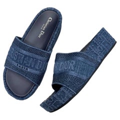 Sandales de piscine à plateforme « Dway Iconic Denim Logo » de Christian Dior, taille 38 (EU)