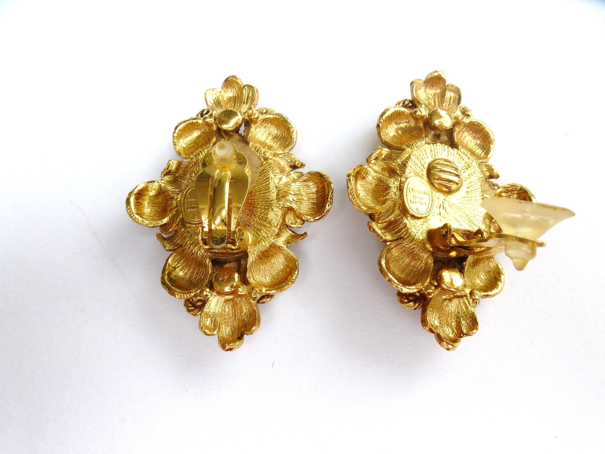 Artisan CHRISTIAN DIOR ear clips gold plated 2000s For Sale