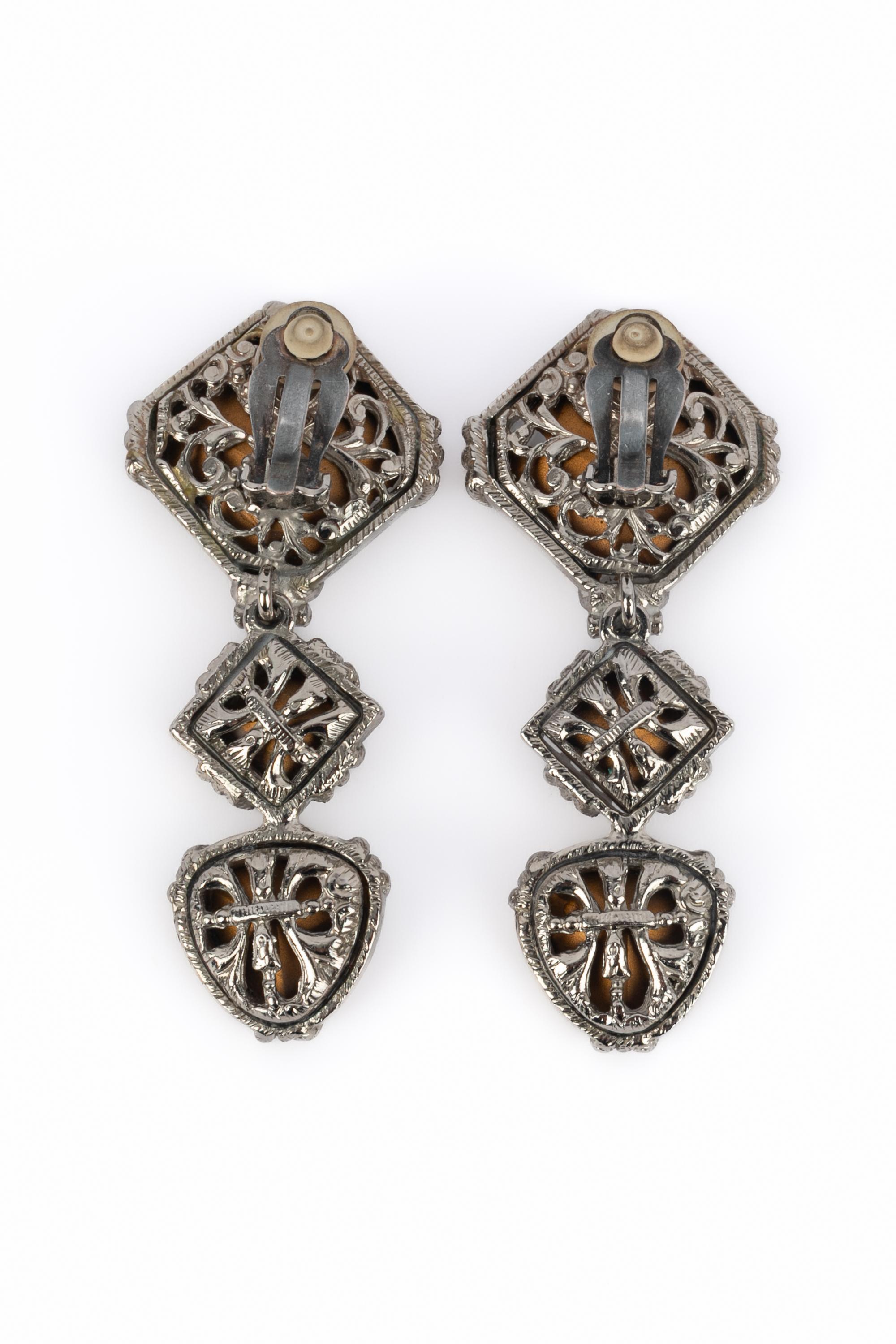 Donna Orecchini Christian Dior in vendita