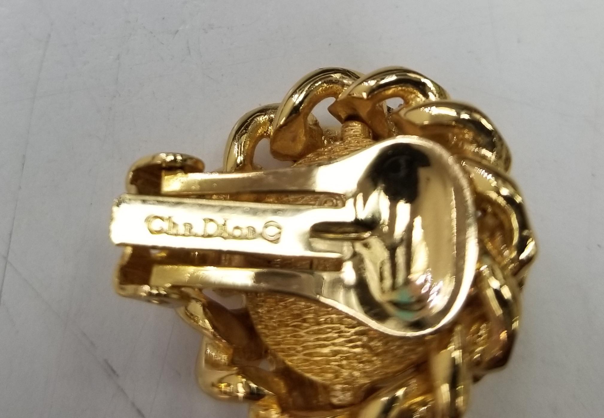 Christian Dior Ohrringe Goldton und unechte Perle (Zeitgenössisch)