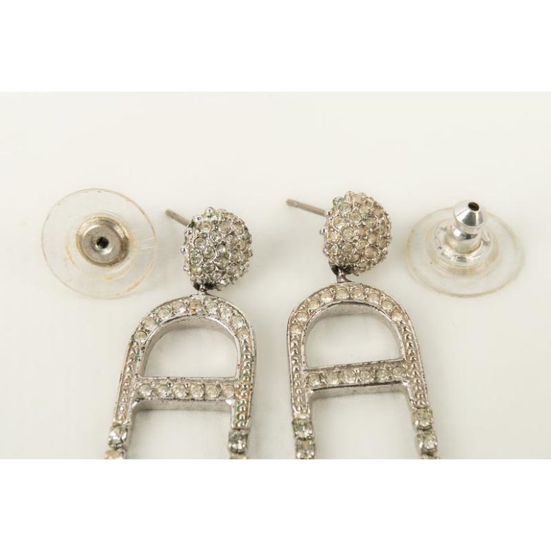 Women's Christian Dior Earrings in Silvery Metal with Swarovski Rhinestones For Sale