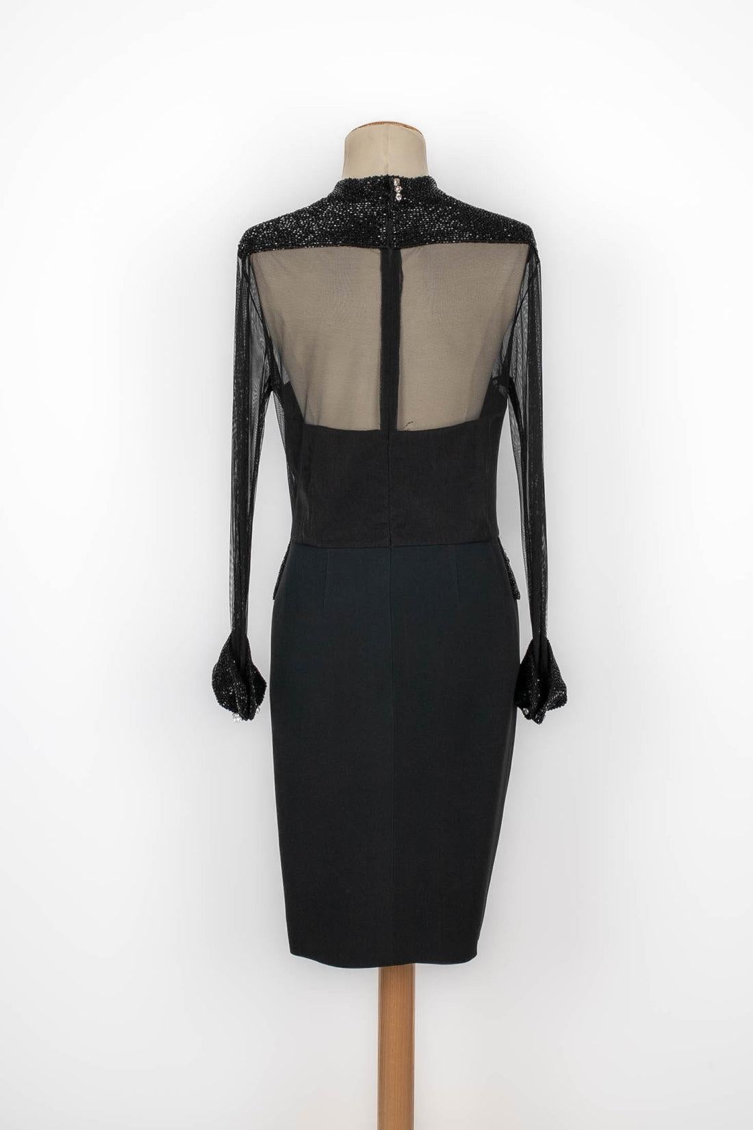 Christian Dior Besticktes Kleid mit schwarzen Perlen (Schwarz) im Angebot