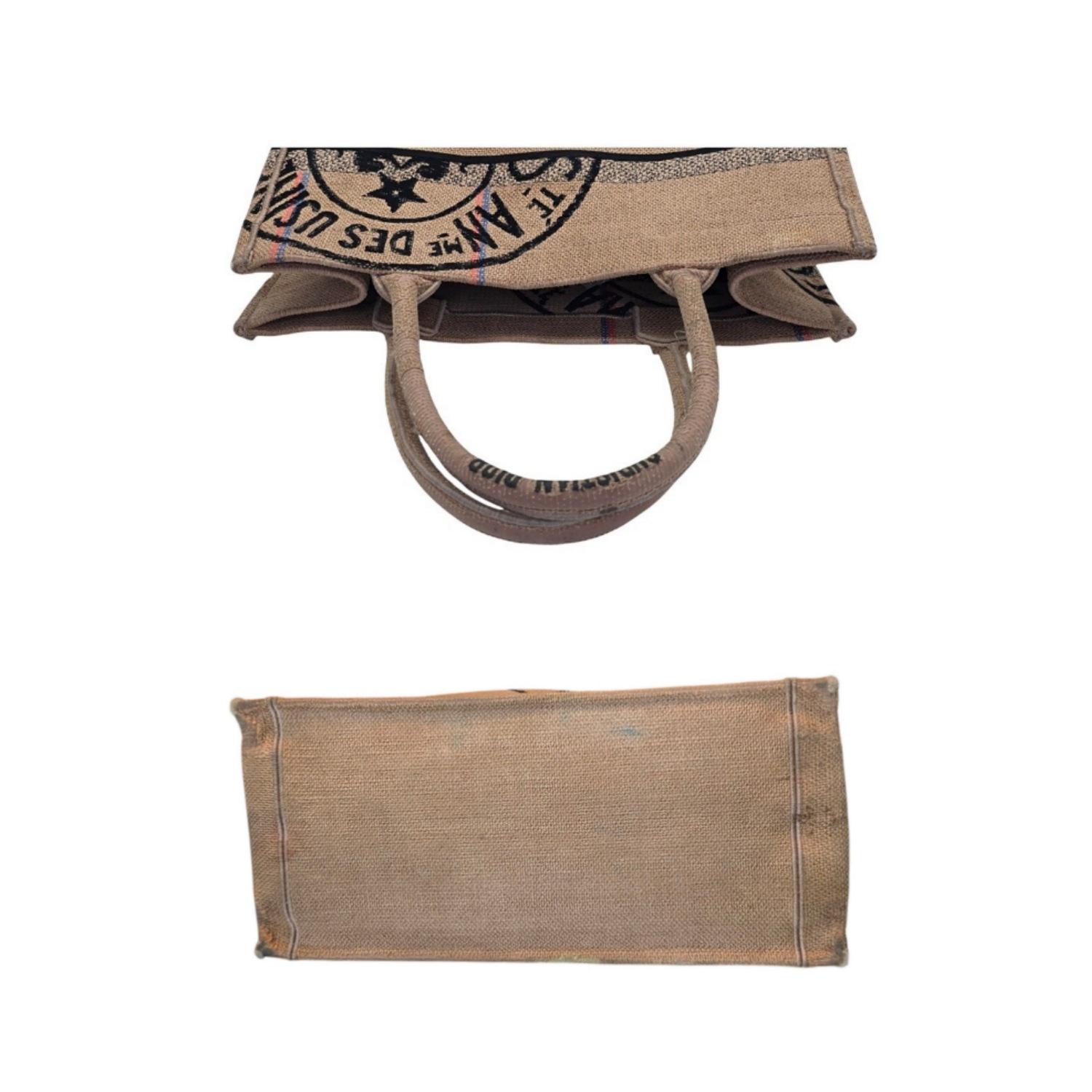 da uomo o donna Christian Dior - Tote a libro media in tela di iuta ricamata in vendita