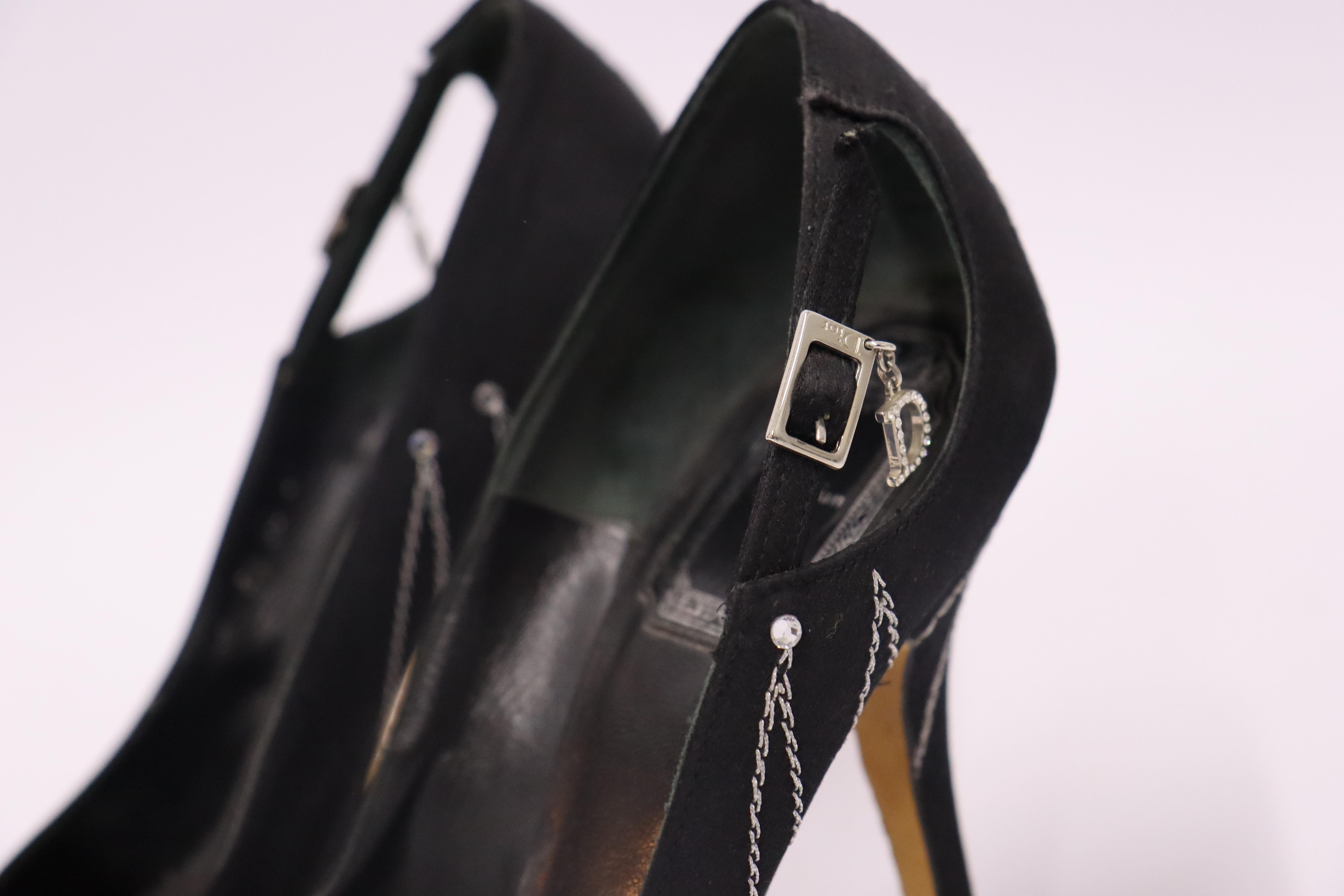 Christian Dior EU 38 Open Toe Black Satin Crystal and Threading Embellished For Sale 5