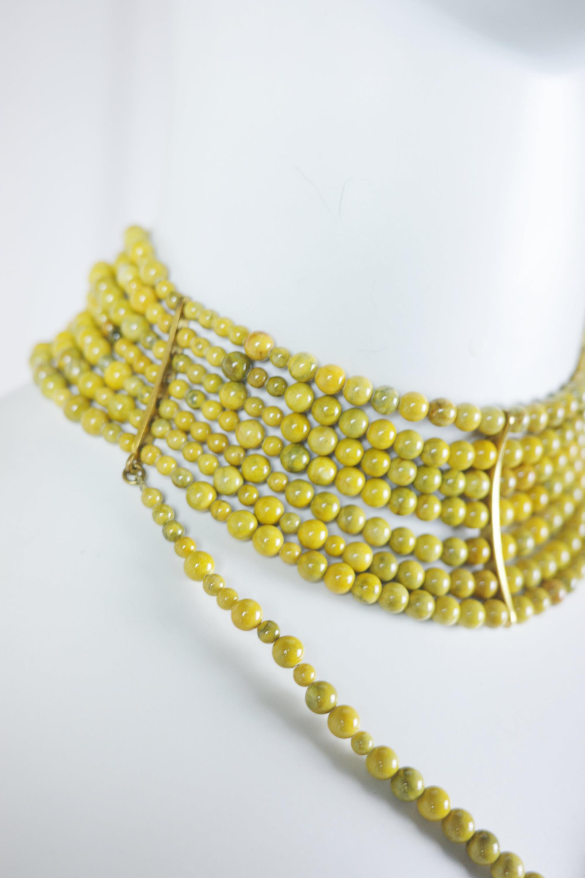 Christian Dior F/w 1999, girocollo Masai con perline di vetro color giallo senape in vendita 2