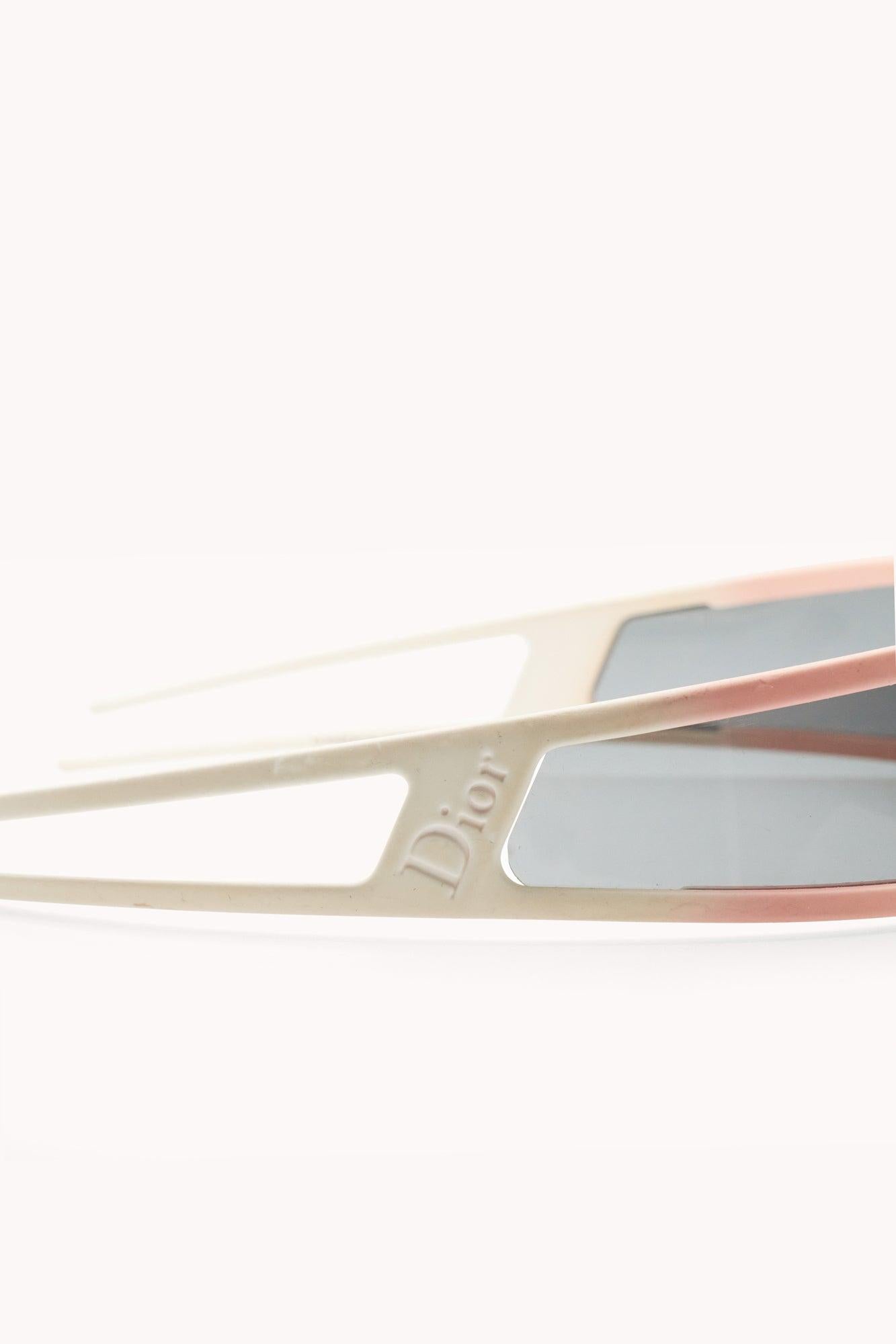 Gafas de sol rosa Christian Dior Otoño 2003 en Bastante bueno estado para la venta en Brooklyn, NY