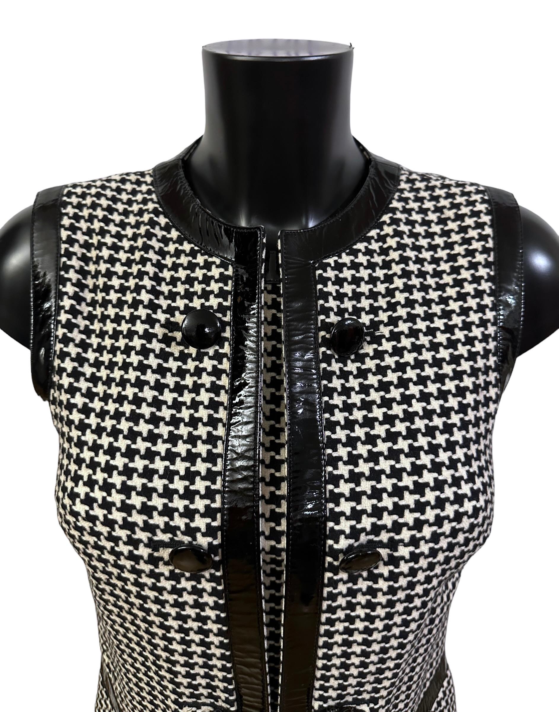 Women's Christian Dior Fall 2008 Black and Off-white Houndstooth Dress by John Galliano For Sale