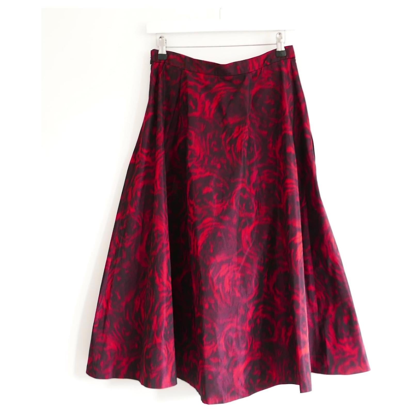 Christian Dior Fall 2021 Blurred Rose Taffeta Midi Skirt In condizioni Nuovo in vendita a London, GB