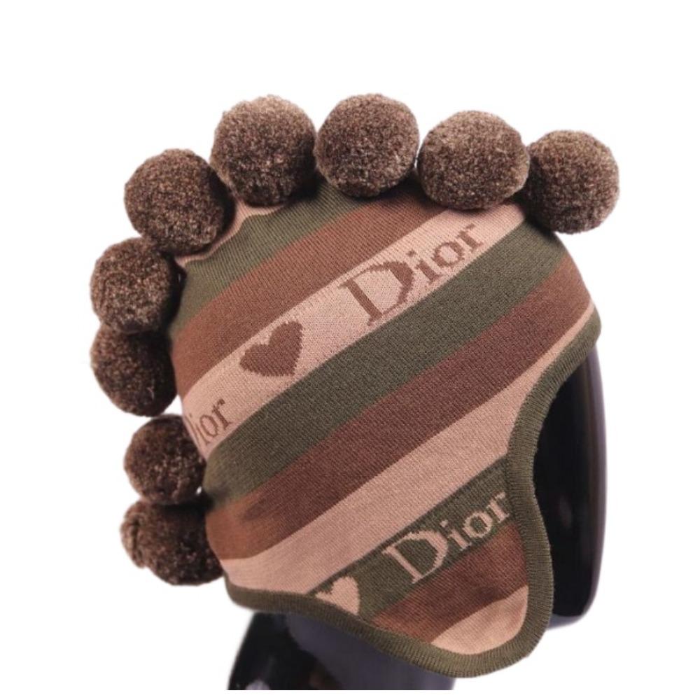 CHRISTIAN DIOR Gorro Mohawk de Punto Pom Pom Otoño Invierno 2002 en venta 6