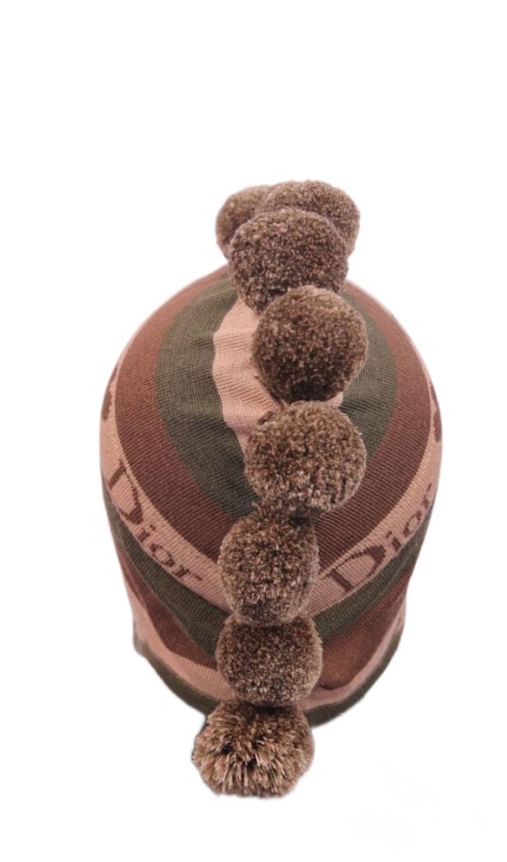 Femenino o masculino CHRISTIAN DIOR Gorro Mohawk de Punto Pom Pom Otoño Invierno 2002 en venta