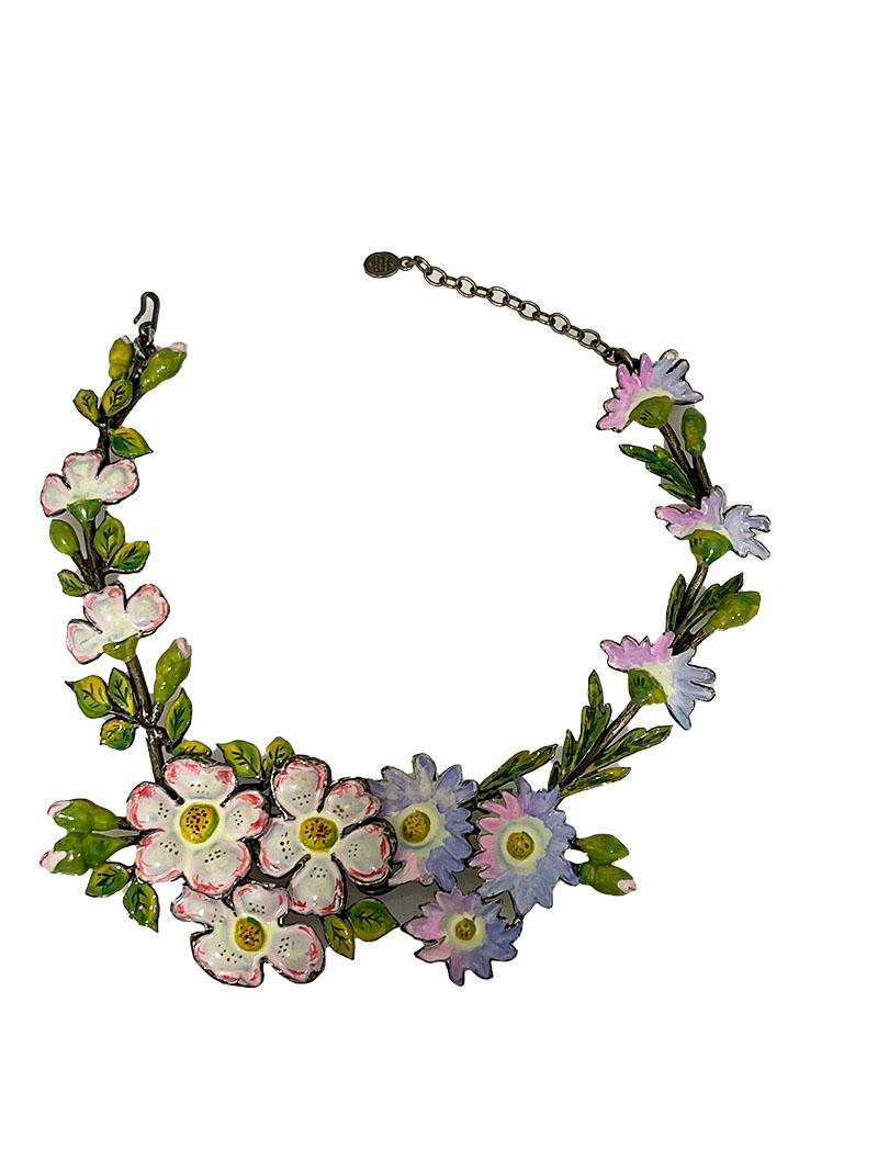 Collectable floral choker designed by Robert Goossens for Dior, 2002-2002 In Good Condition For Sale In Delft, NL