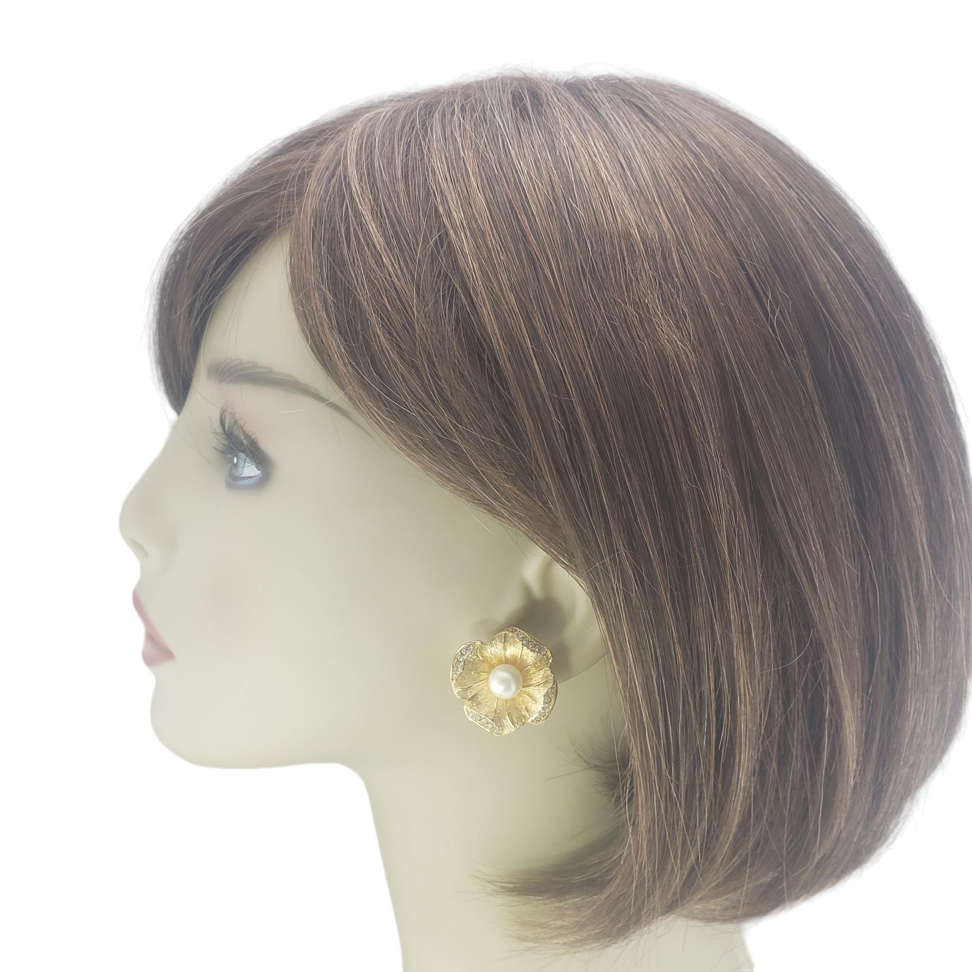 Christian Dior Flower Earrings #16778 For Sale 1
