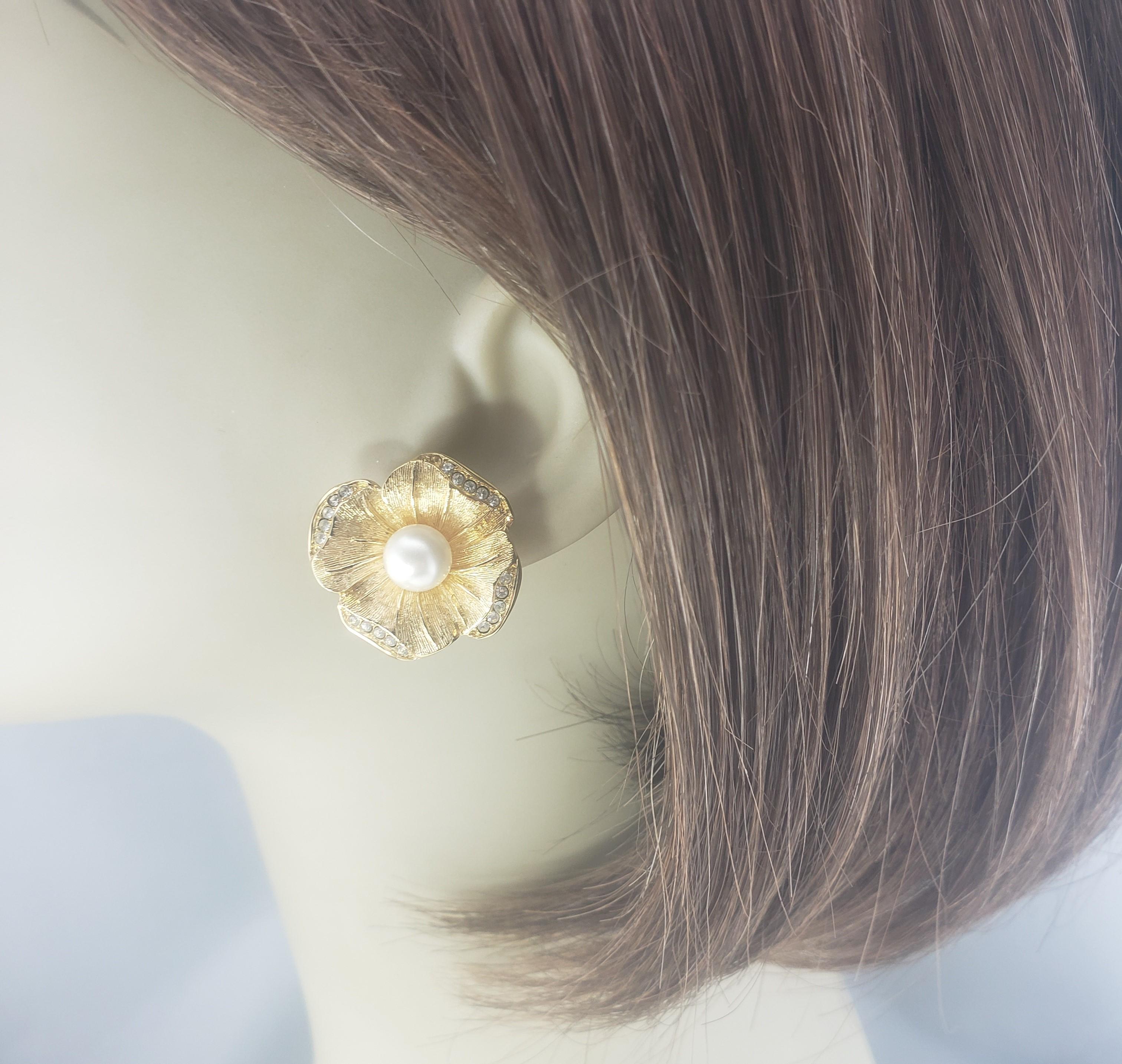 Christian Dior Flower Earrings #16778 For Sale 2