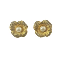 Christian Dior Boucles d'oreilles à fleurs n° 16778